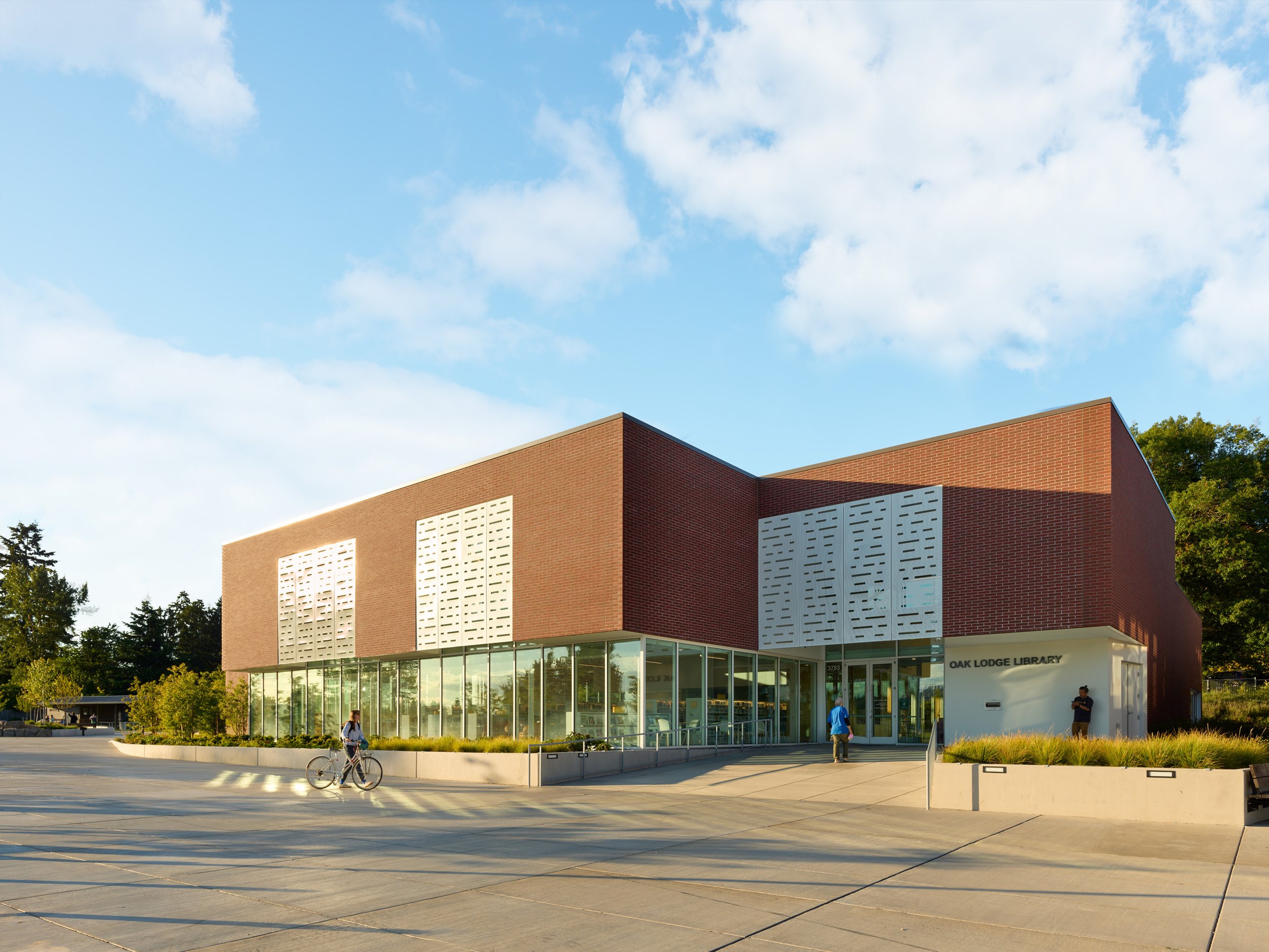 Oak-Lodge-Library_JA-Civic-Community__Photo-by-Christian-Columbres (35).jpg