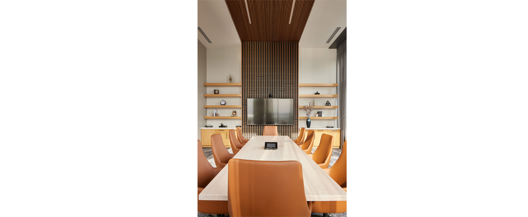 Rainer-Square_JA-Multifamily__Photo-by-Ben-Benschneider_14 -.png