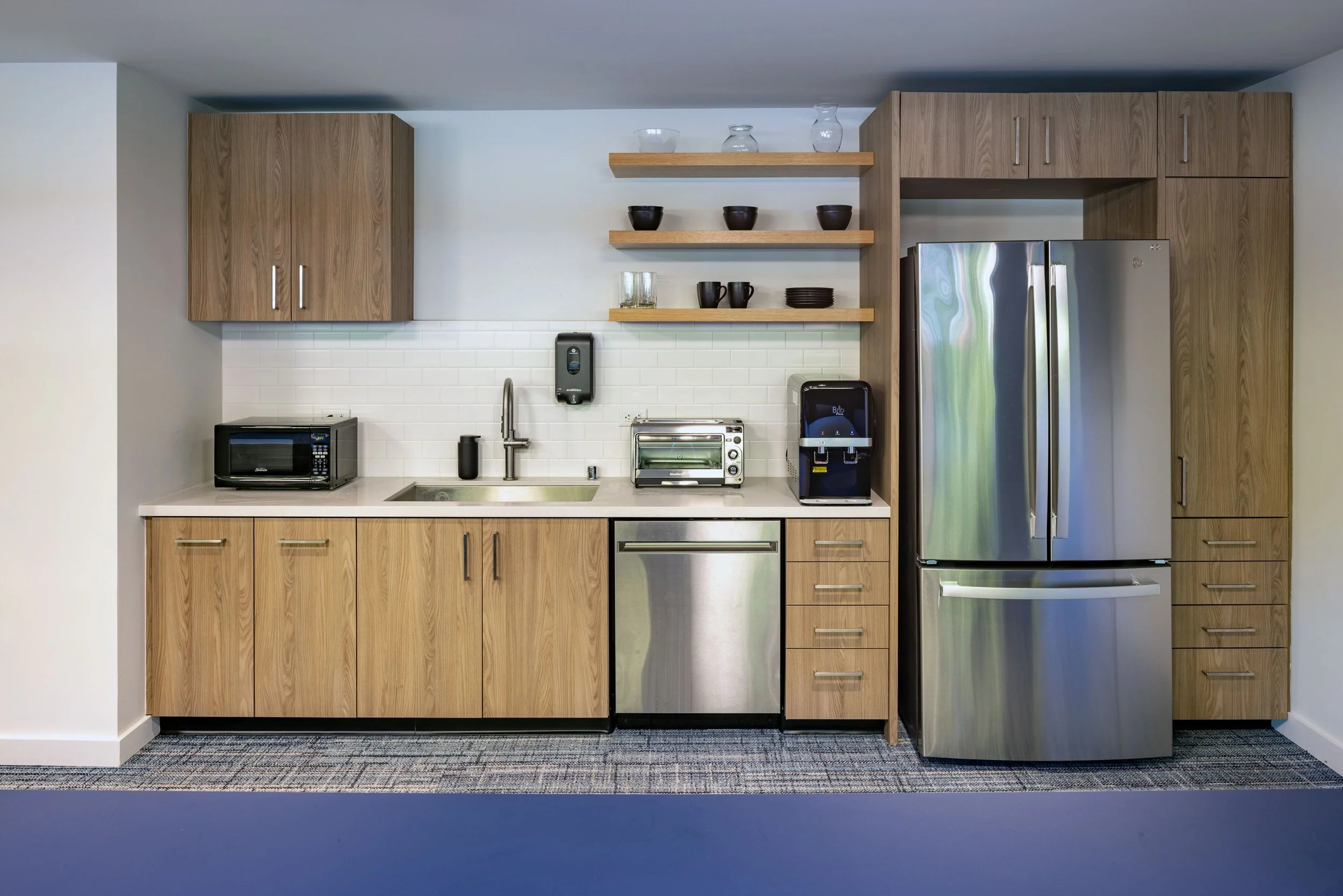 Renton-Municipal-Airport_JA-Workplace__Photo-by-Francis-Zera (7).jpg