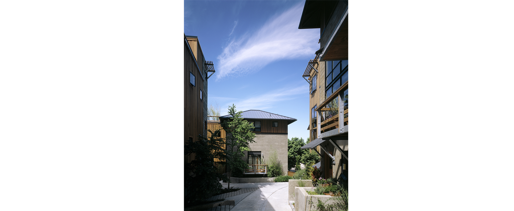 Fremont-Lofts_JA-Multifamily__Photo-by-Ray-Johnston_Wonerf.png