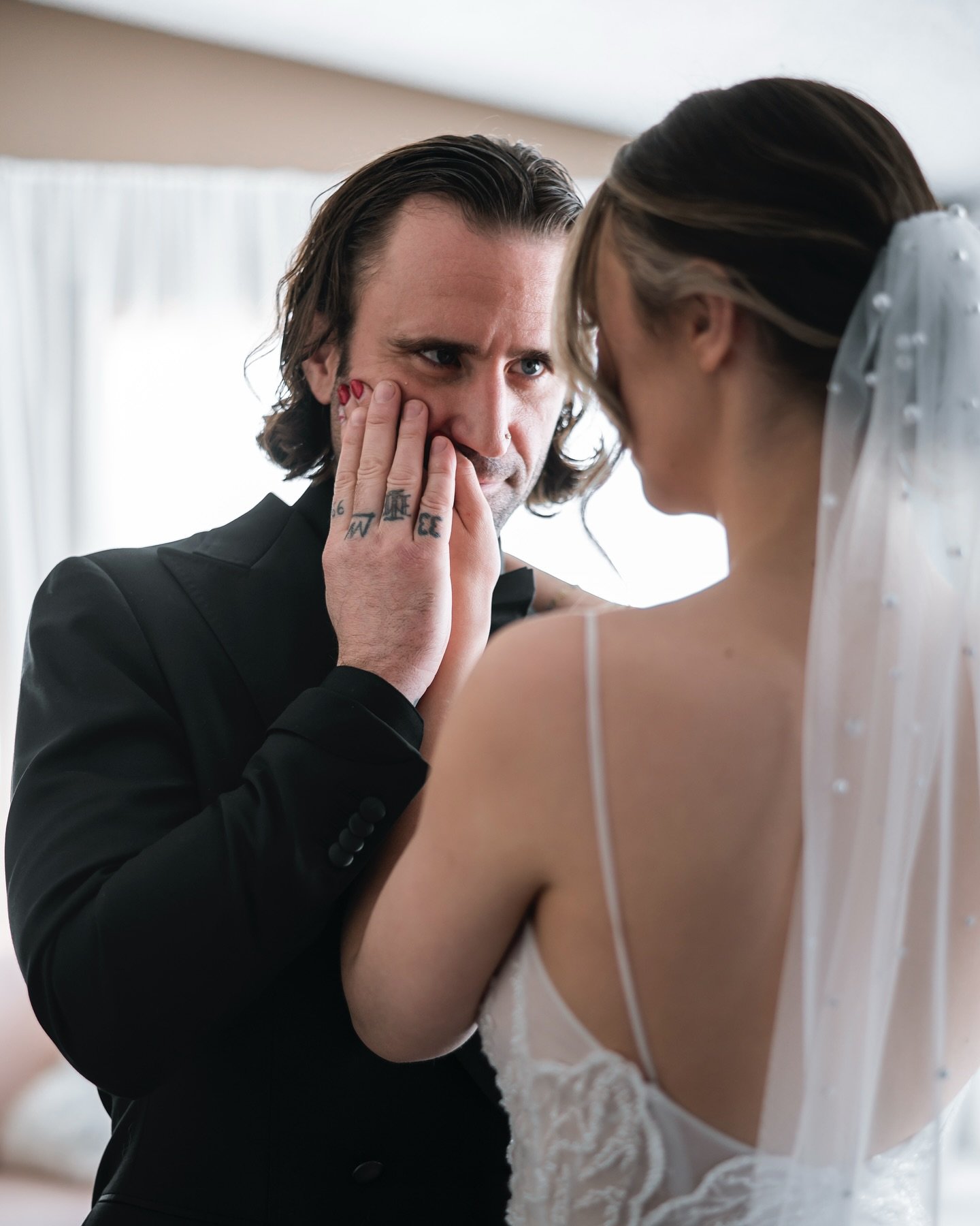 Come on down to the Glenmore convention center on Sunday from 11-4 and say hi at the @brides2bcalgary expo.  If you know anyone getting married tag them here! ☺️
.
Bridal Model:  @nikkiilivia 
Groom Model:  @matthewivaneaton 
Designer:  @catalinadela