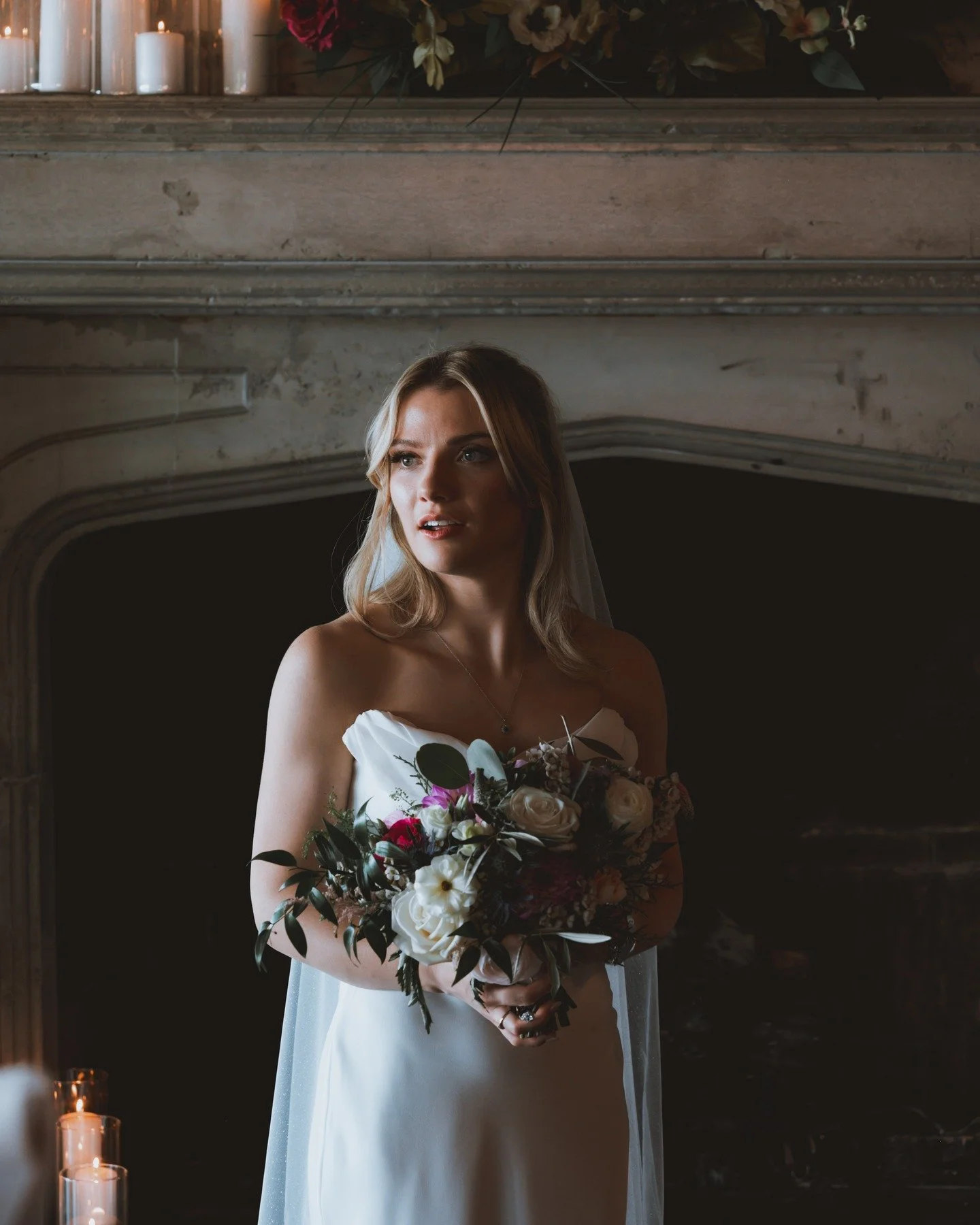 Mellisa and Andrew enchange vows on a serene summer afternoon beside the lake. Timeless, beautiful, and filled with quiet joy.
We were so grateful to have documented their day!
.
#calgaryphotography #calgaryweddingphotographer #calgaryweddingphotogra