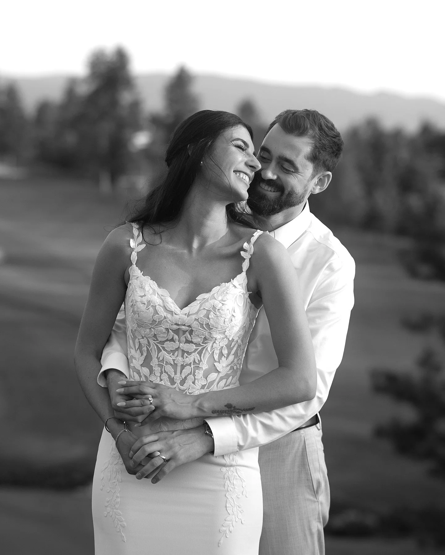 Black and white or with Colour?
Braydon and Erikas wedding day was perfect and dream like and we were honoured to be able to be there with them in the Okanagan. 
.
#calgaryphotographer #calgaryweddingphotographer #yycweddings