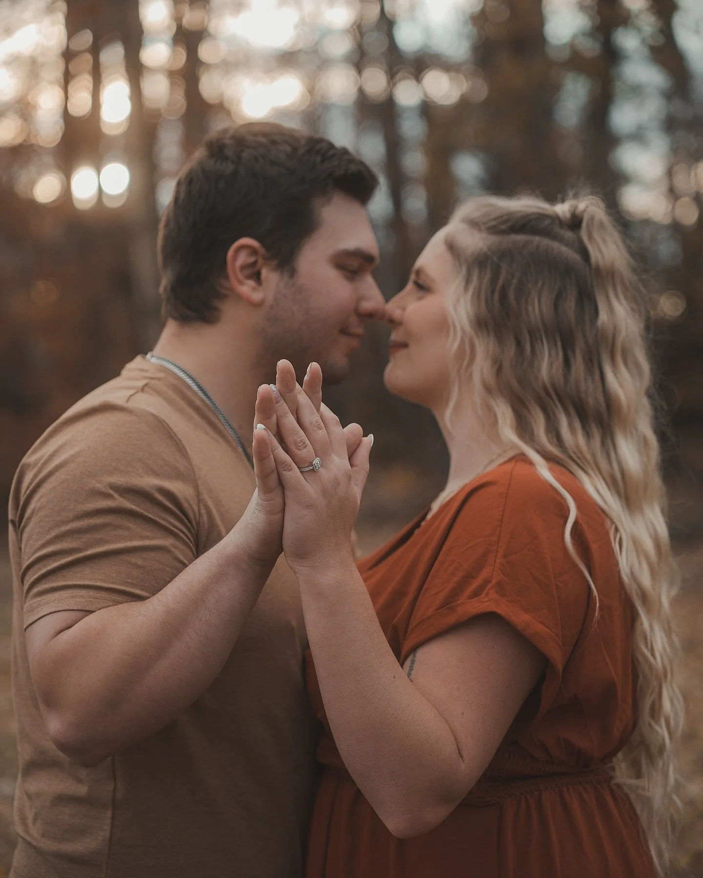 During engagement sessions we guide you through posing to ensure you're vision comes to light.  A little bit of guided posing- if you want it.  Or, we can just flow- if you want it.  Either way, it's about having a good time and making sure your stor