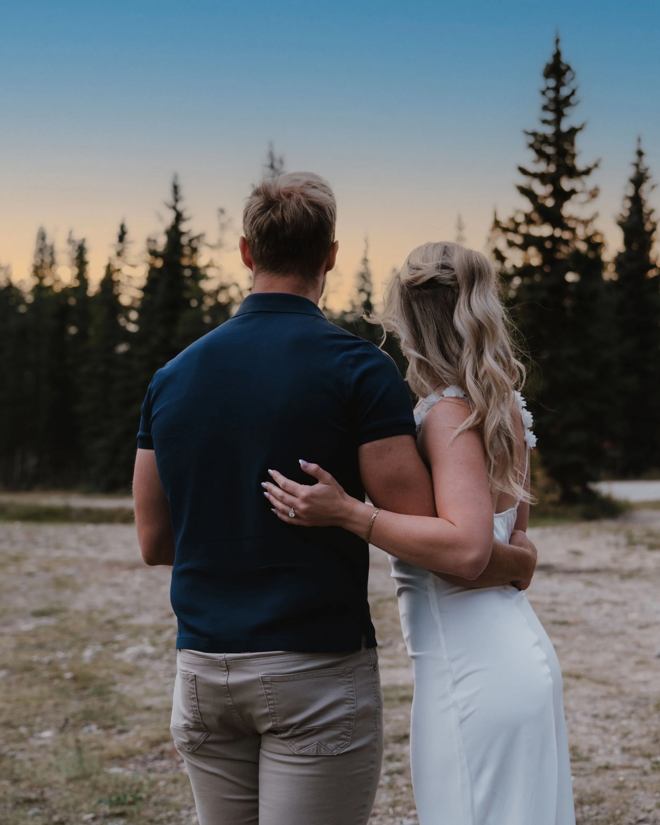 Some quiet moments feel like the beginning of forever. ✨

Looking ahead to a future built together! 🤍

Cant wait for their wedding coming up !!

#calgaryweddingphotographer #yycweddingphotographer