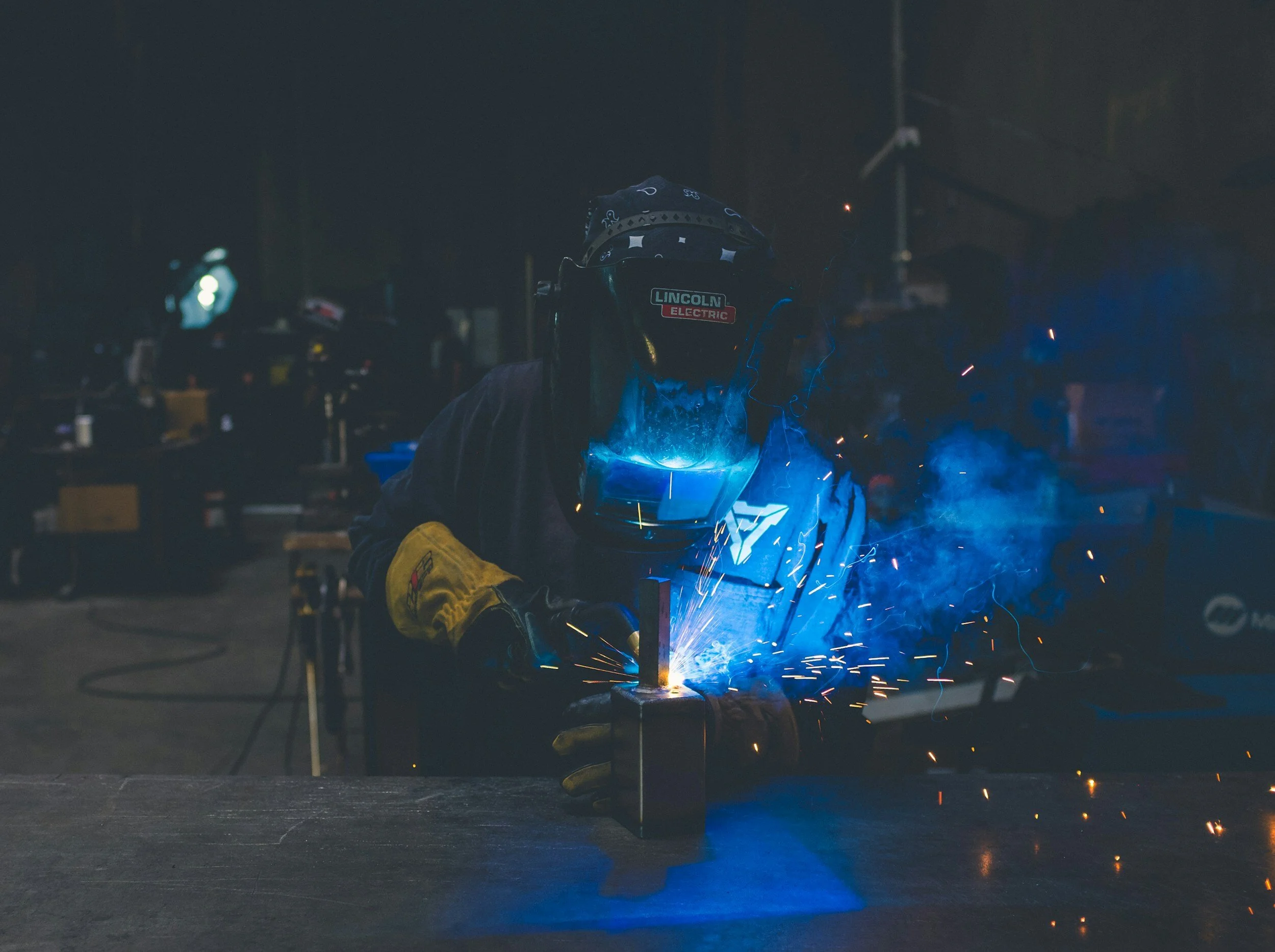 UJW MIG Welding