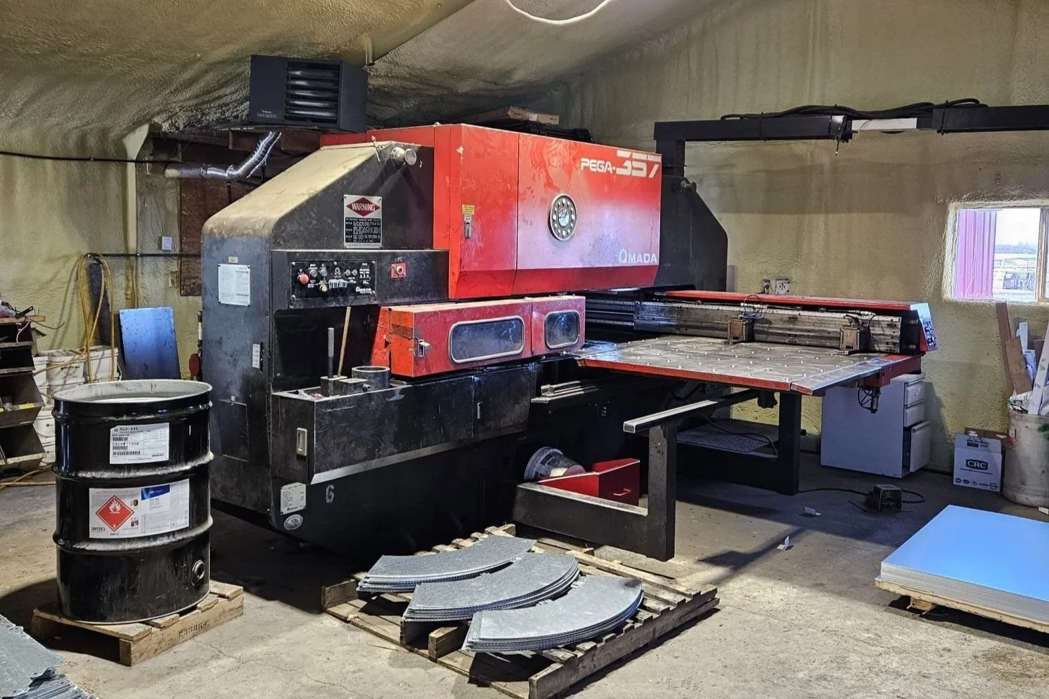 UJW CNC Turret Punch Press