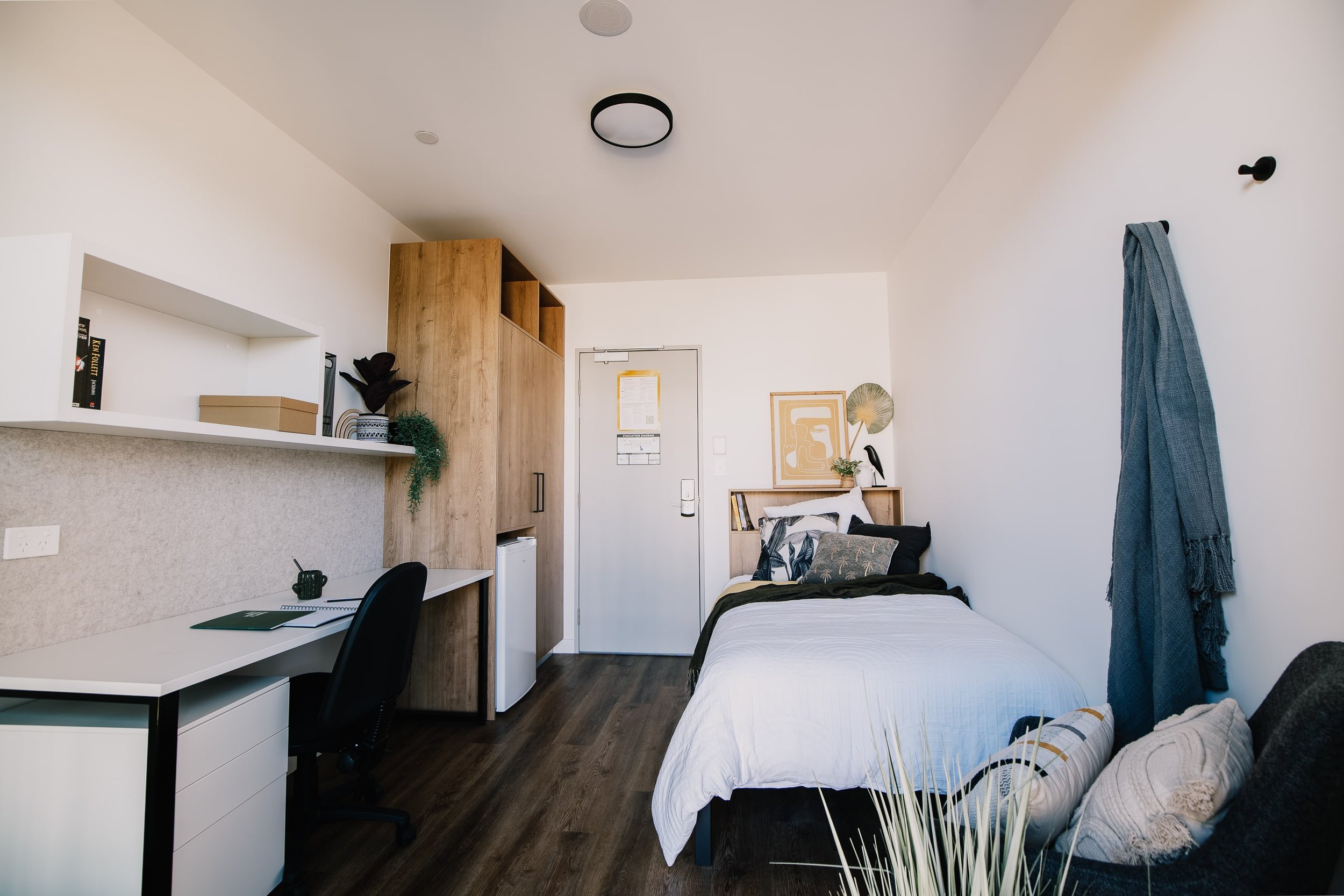 Premium Single Room
Living in a Premium Single Room is a great way for first-year students to make friends, with three shared meals each day in the Dining Hall. All rooms are semi-furnished and professionally cleaned each week.