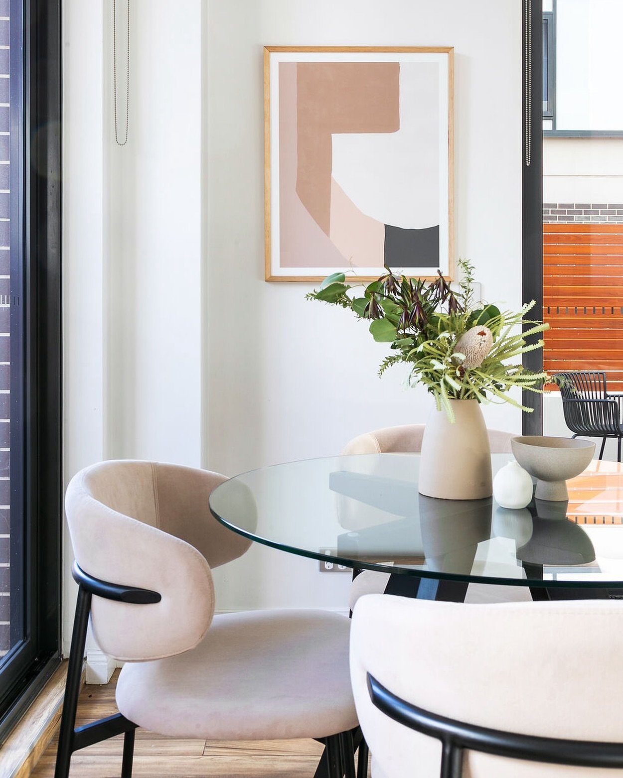 Embracing the beauty of neutrals. 

#propertystyling #homestaging #interiorstyling #homedecor #stagedtosell ##interiors #interiordecor #propertystylists #homestyling #decor