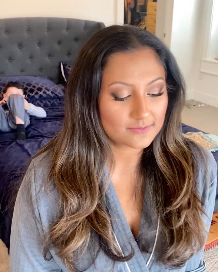 HOT GYALL 🔥 Giving @simoneashley from Bridgerton vibes (Yes she gets that all the time) Love glamming my friends 🥰 and her little guy was playing with some make up too and said &ldquo;you look beautiful mommy!&rdquo; 🥹 MY HEART 
#makeup#letsglamgi
