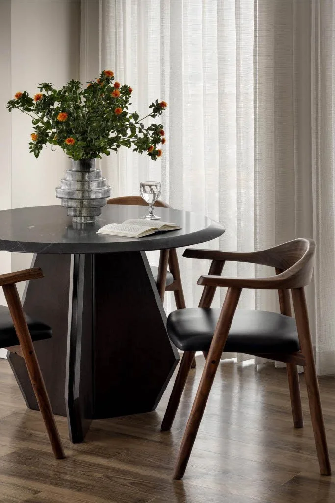 10 Collected Abode