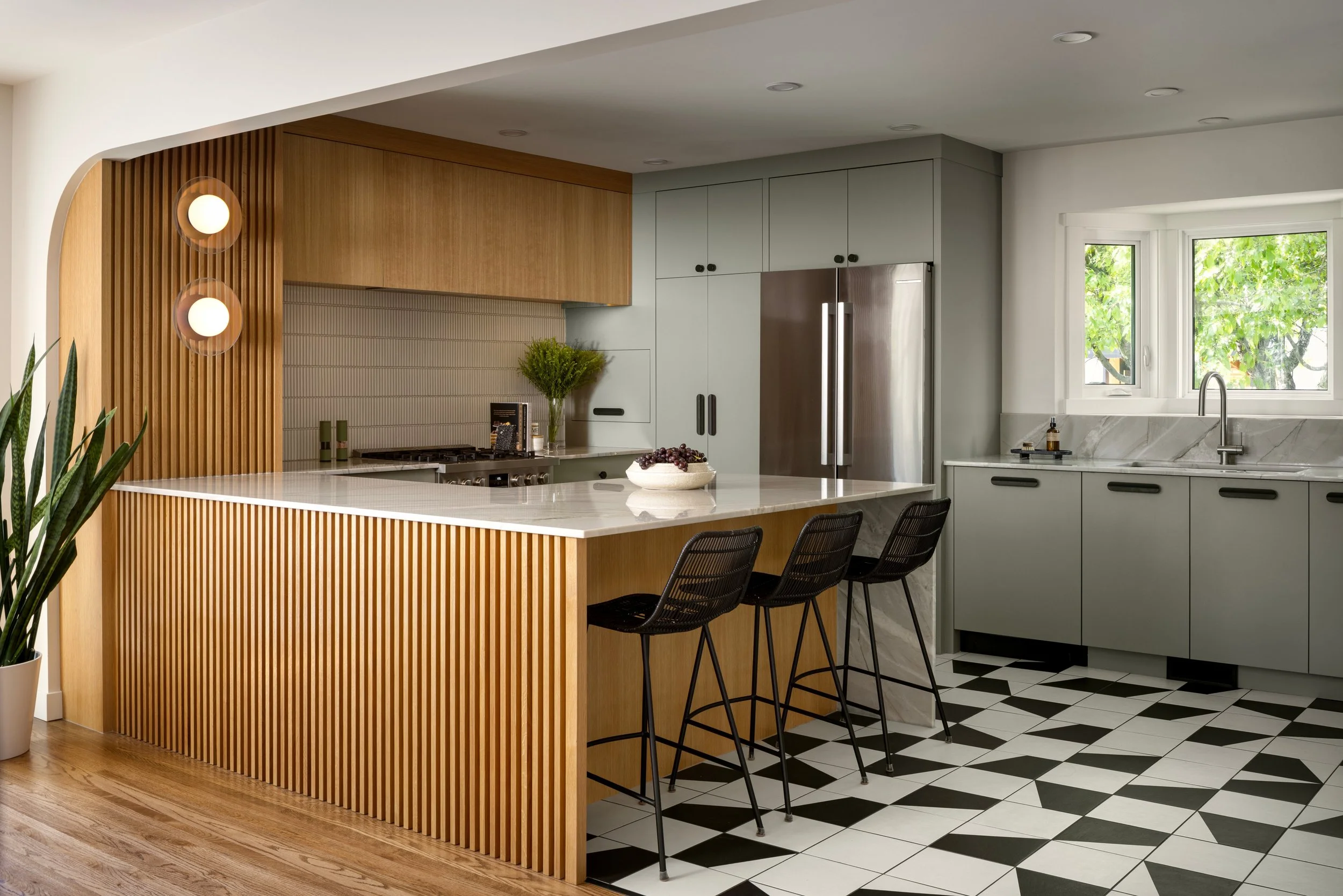 SmiddyStegman_MidMod_Kitchen1.jpg