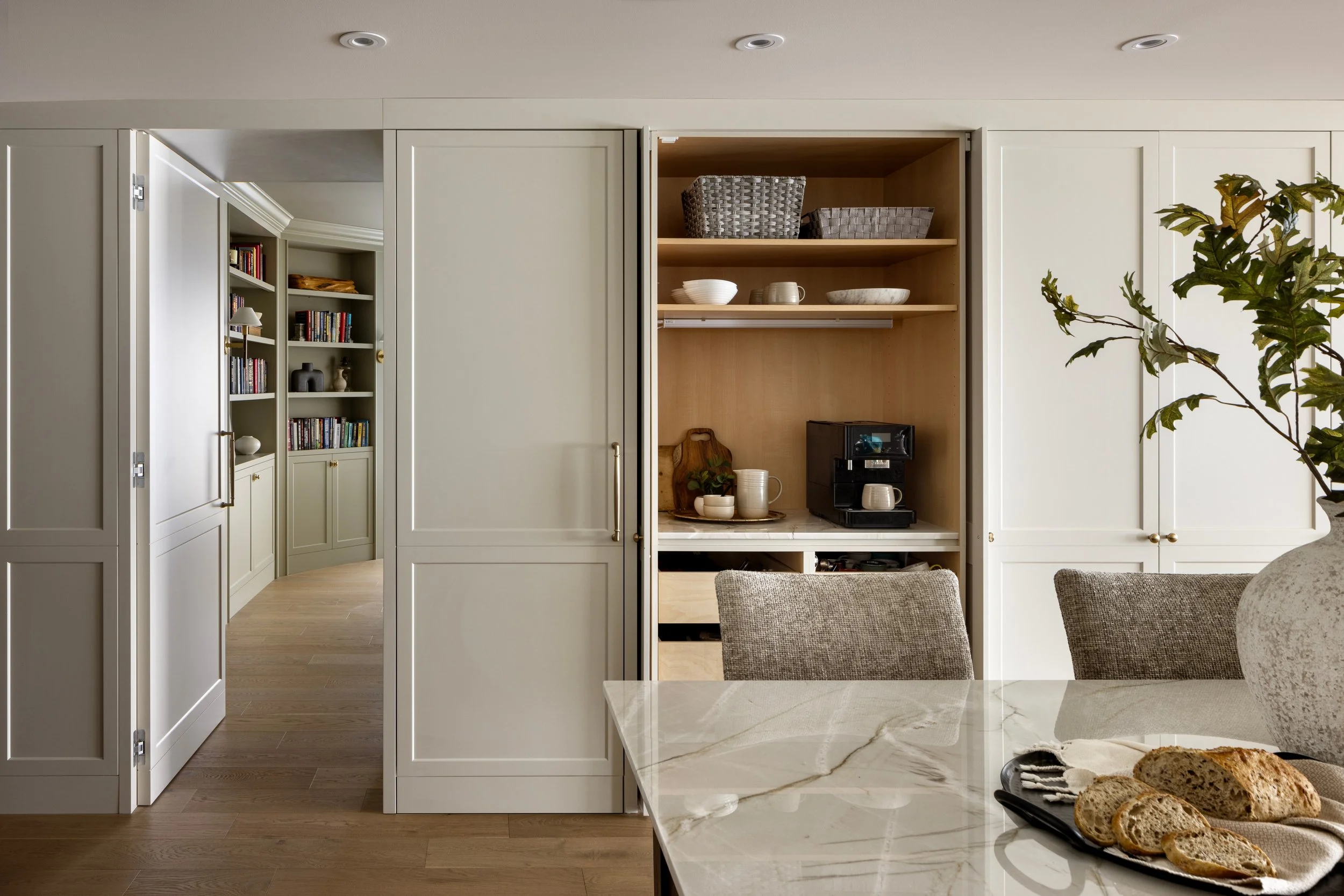 SmiddyStegman_EvergreenAbode_Kitchen3.jpg