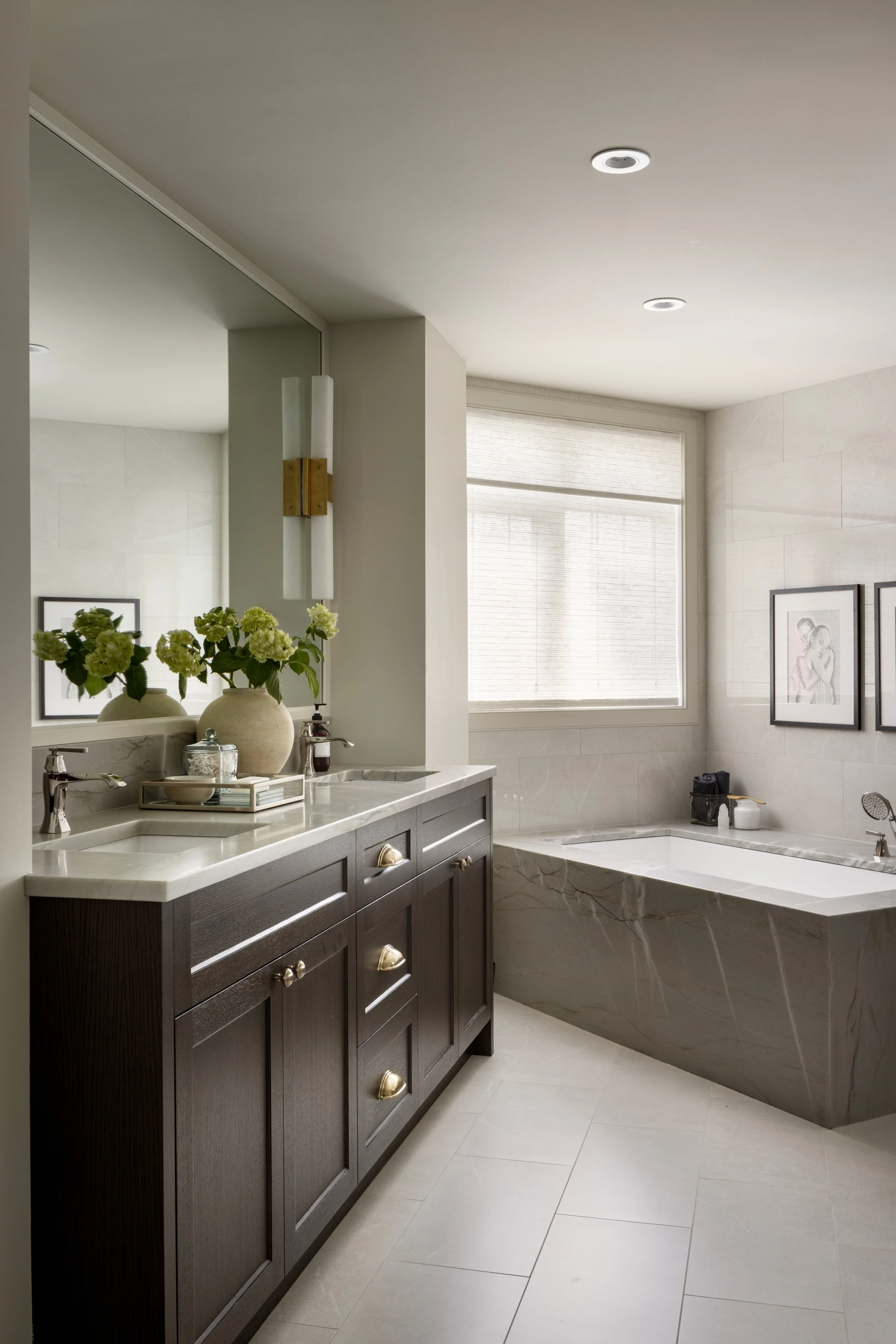 SmiddyStegman_EvergreenAbode_Bathroom1.jpg