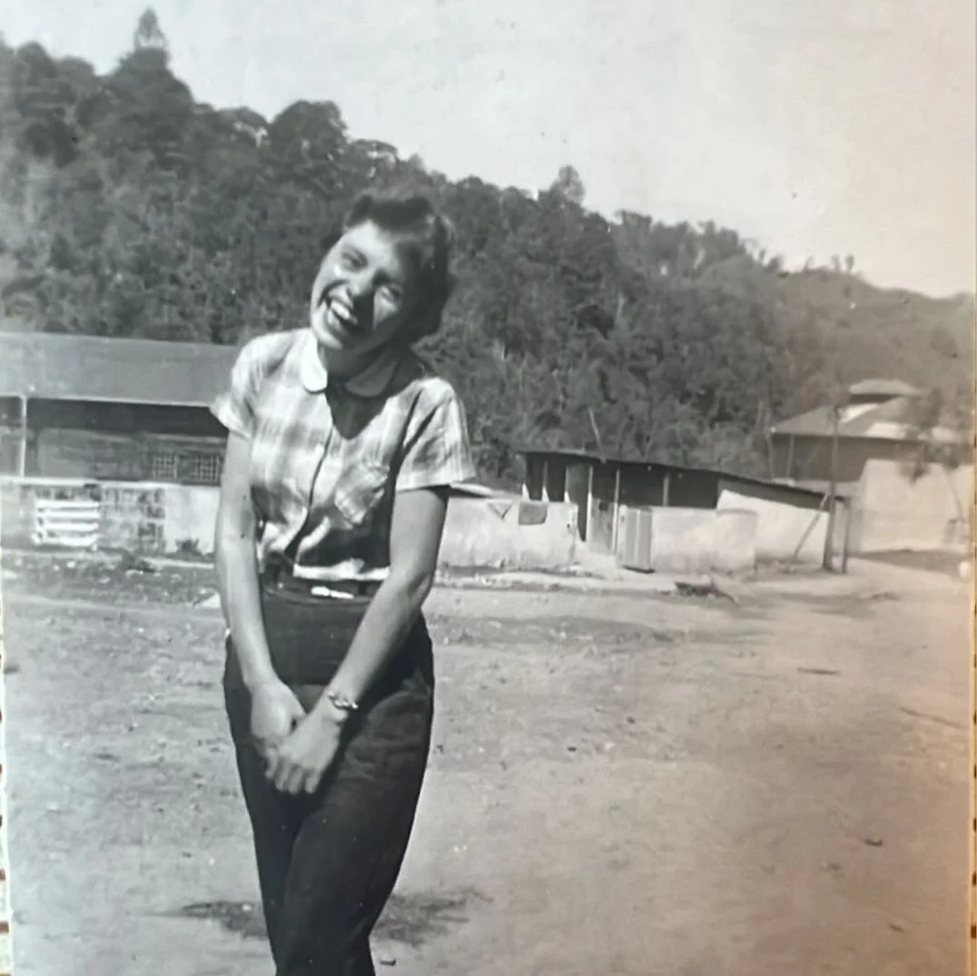 Hoy celebramos el cumplea&ntilde;os de quien fue el coraz&oacute;n de la Finca Nuevo M&eacute;xico: Ilse Hildegard Baumann Nataren. 🌟 Ella fue la primera propietaria de la finca y la inspiraci&oacute;n para que su hijo Ricardo Ibarra Baumann se dedi