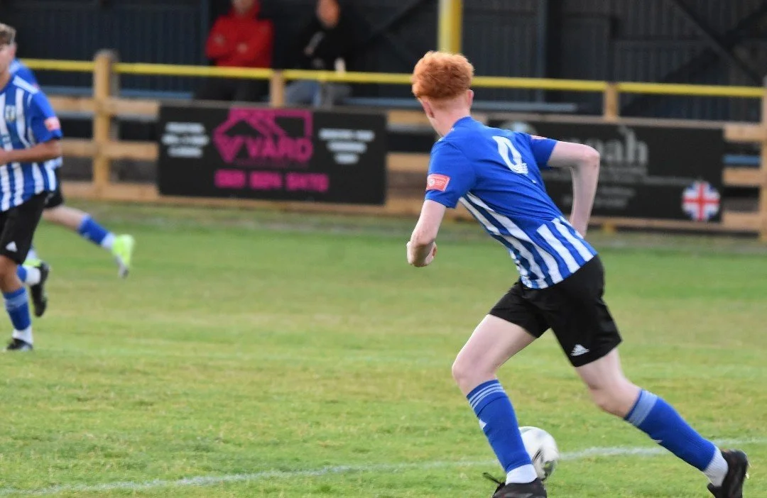 Screenshot_20251207_190737_Photos - Charlie Hewitt.jpg