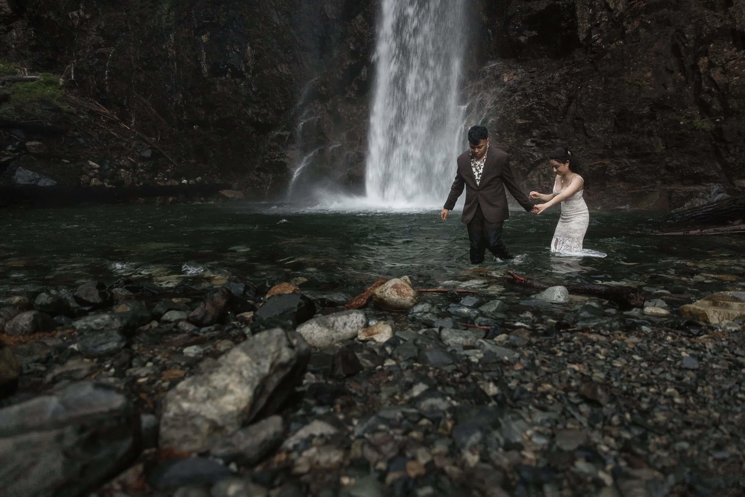 franklin-falls-engagement-session.jpg