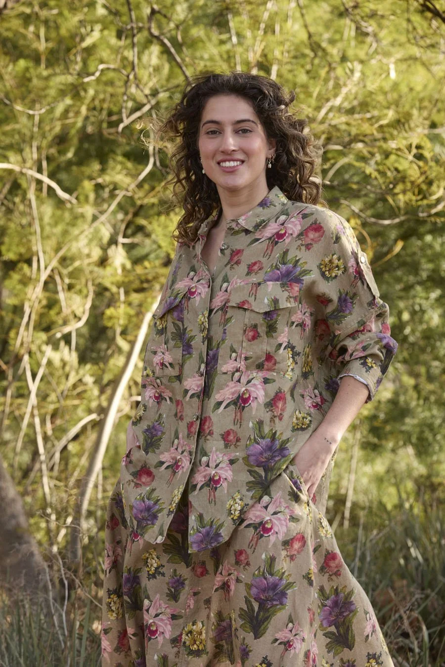 CIR00108 HOLLY SHIRT,
CIR00107 ASTER SKIRT