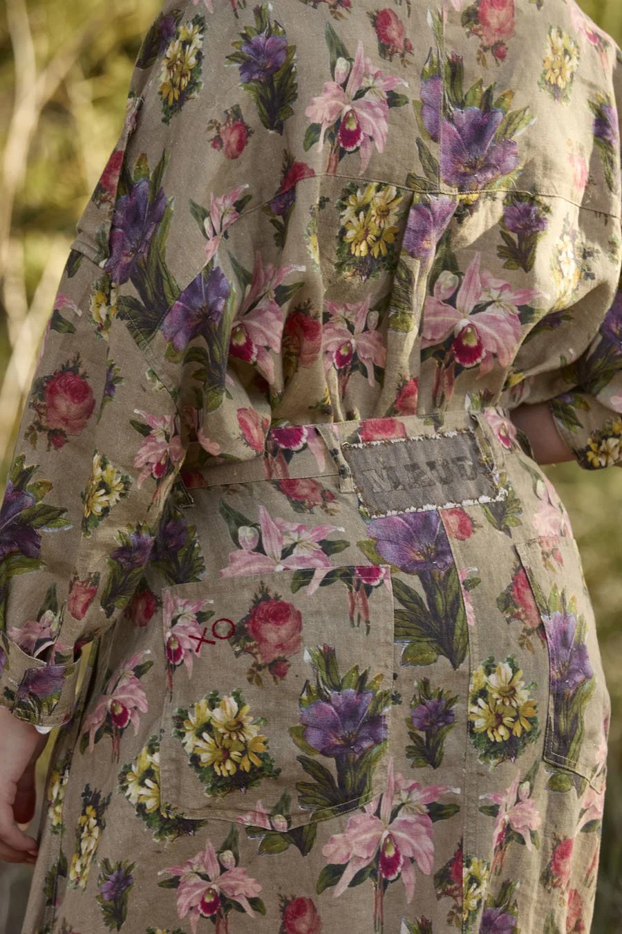 CIR00108 HOLLY SHIRT,
CIR00107 ASTER SKIRT