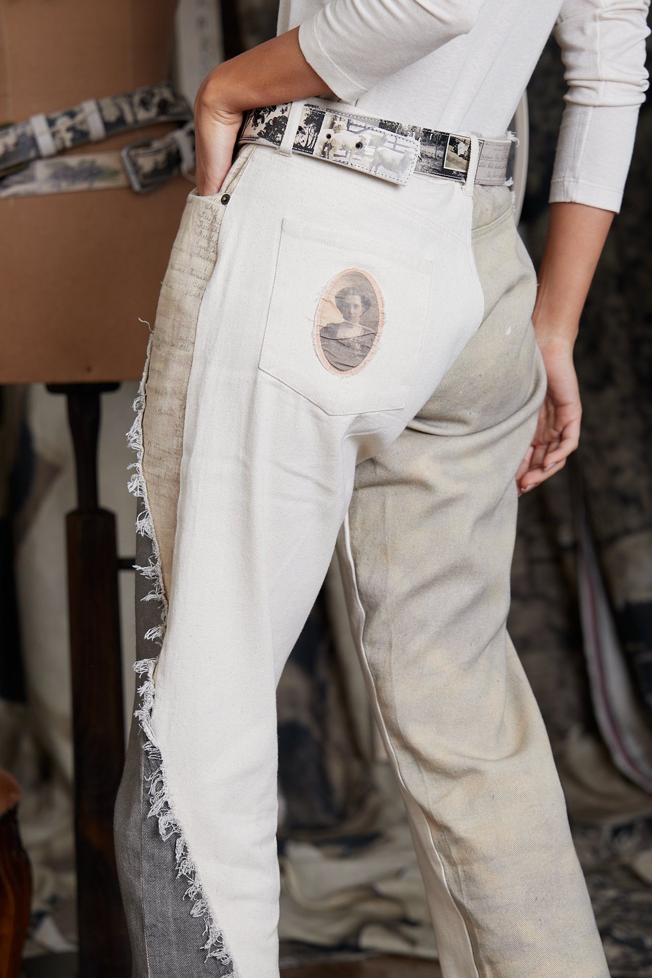 CIR0009 ARTWORKS JEANS, CIR0017 ARTWORKS BELT