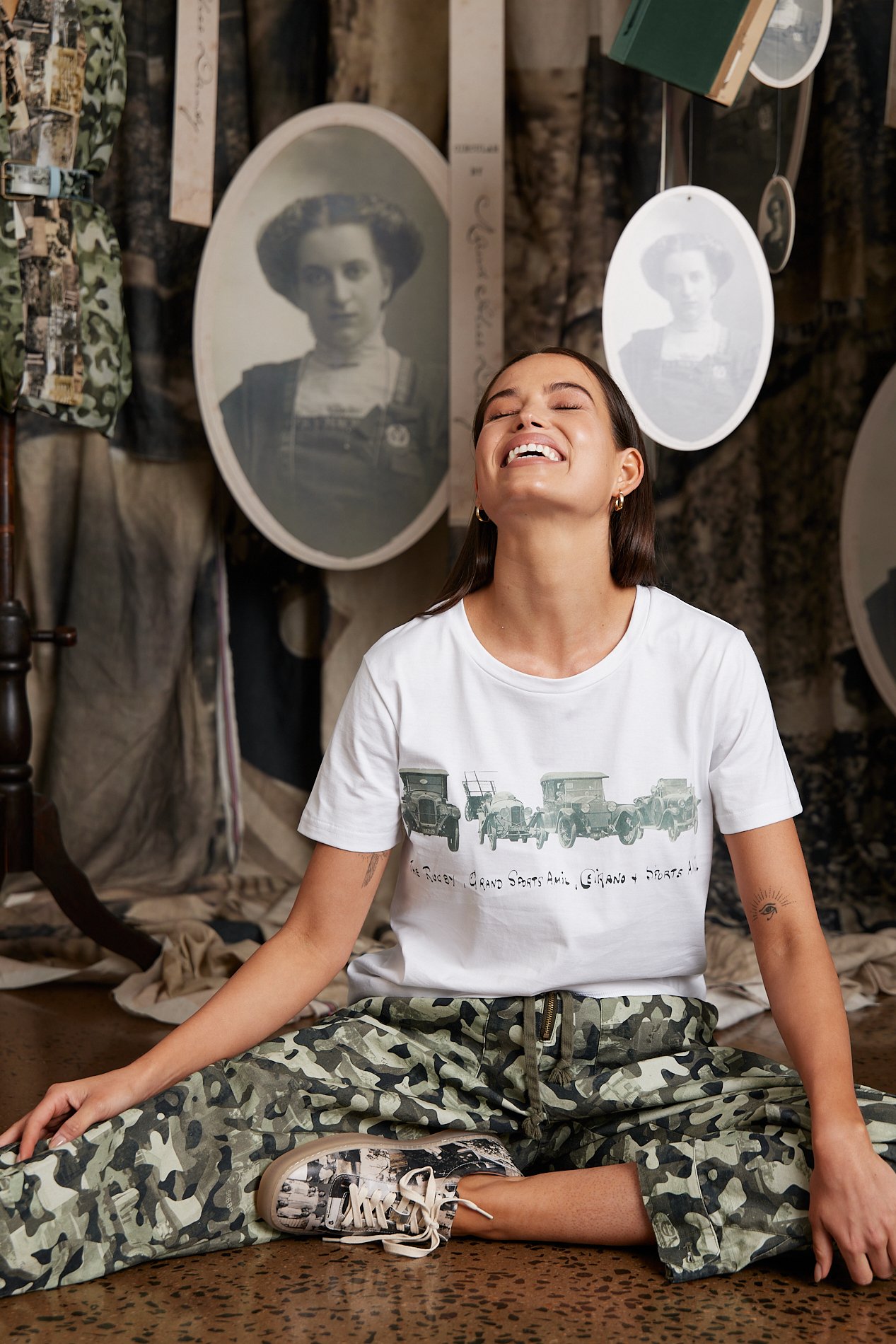CIR0049 CAR CAMO TEE, CIR0038 CAR CAMO PANT, CIR0004 PRINTED LEATHER SNEAKER