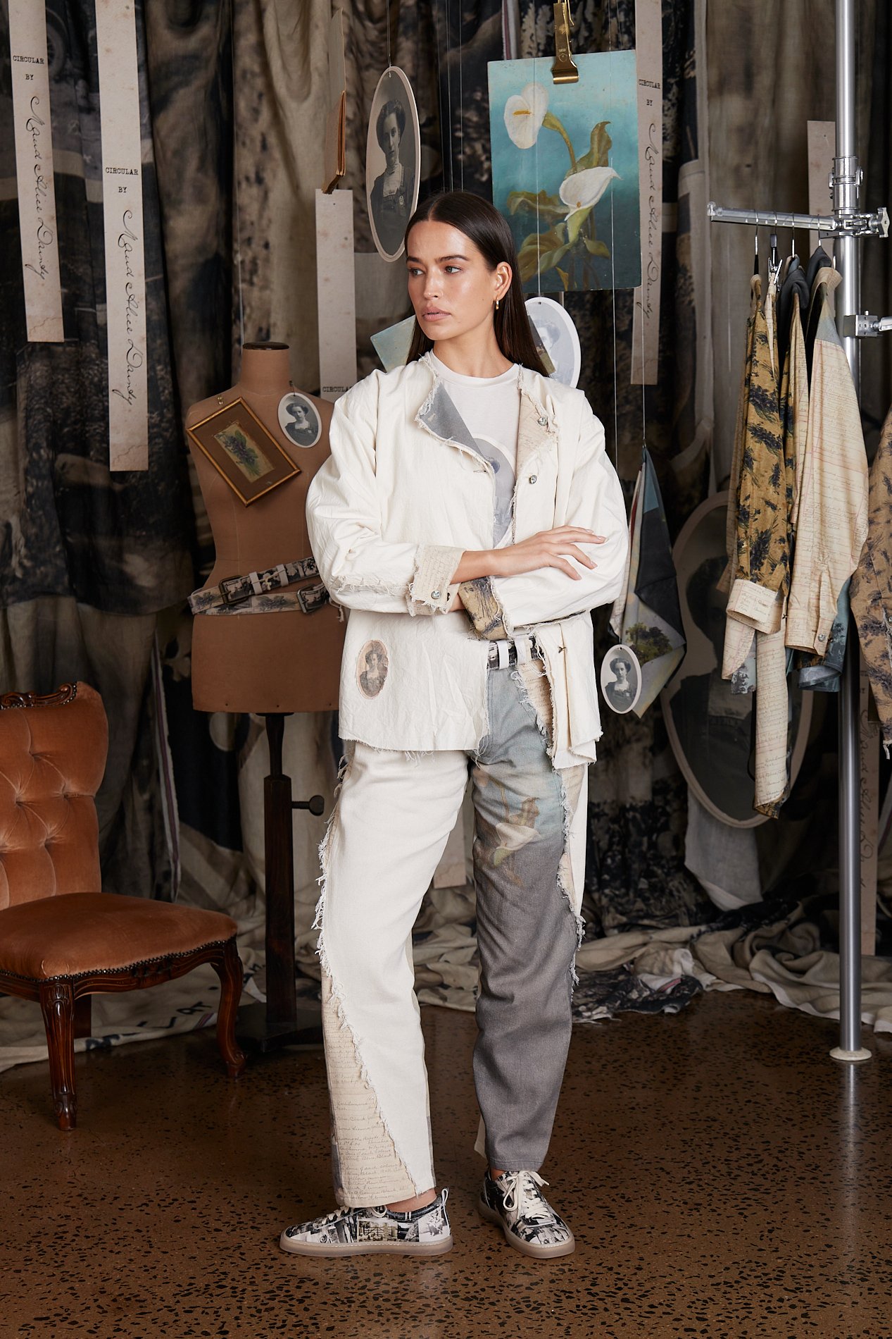 CIR0047 ARTWORKS REVERSIBLE JACKET, CIR0009 ARTWORKS JEANS, CIR0004 PRINTED LEATHER SNEAKER
