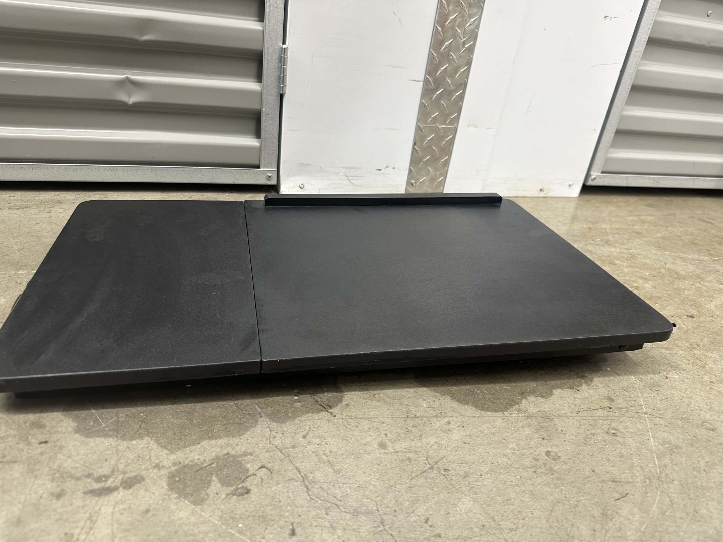 0011 Lap Desk 04.jpeg
