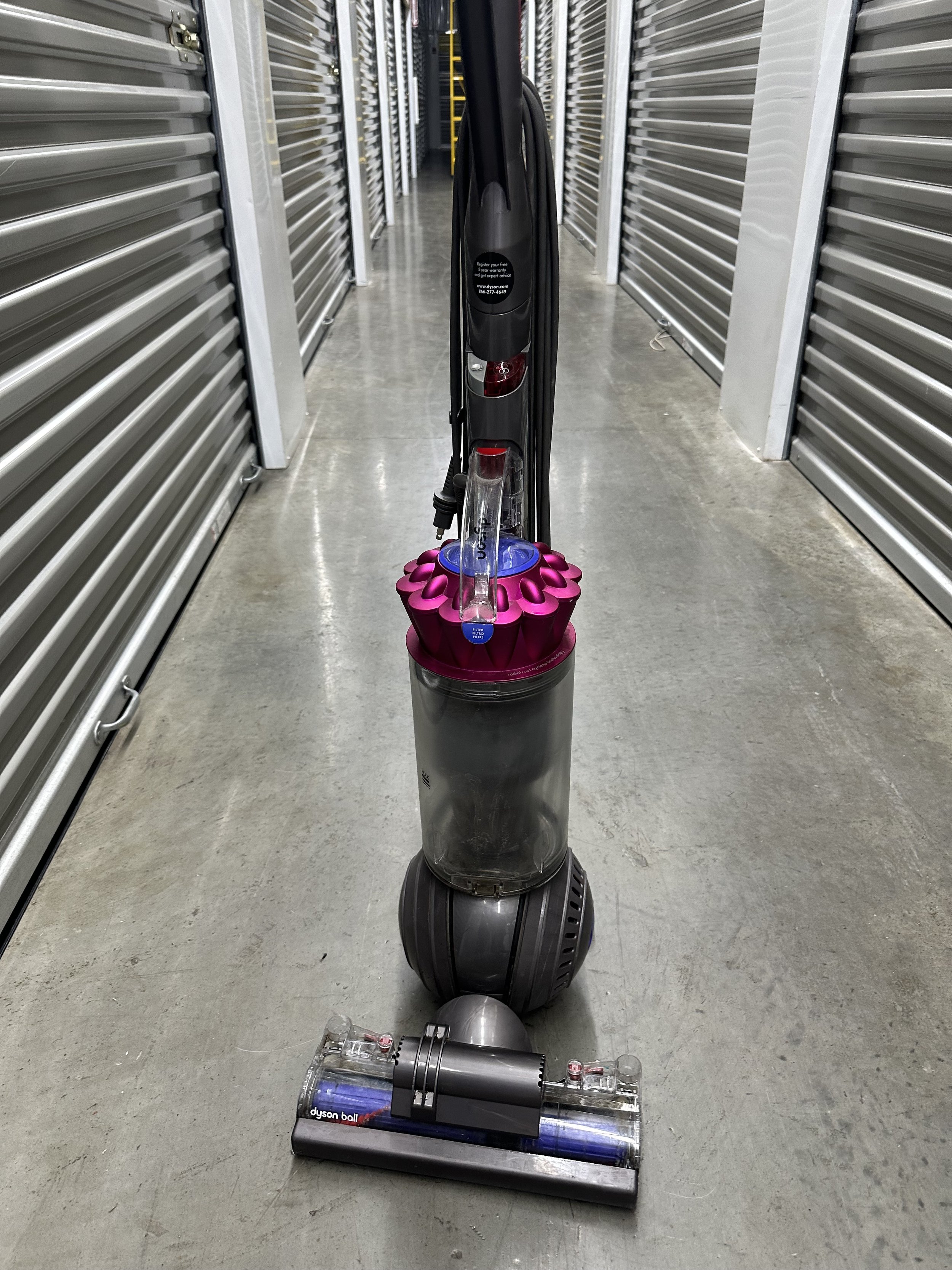 0038 Dyson Ball Vacuum Cleaner 1.jpeg