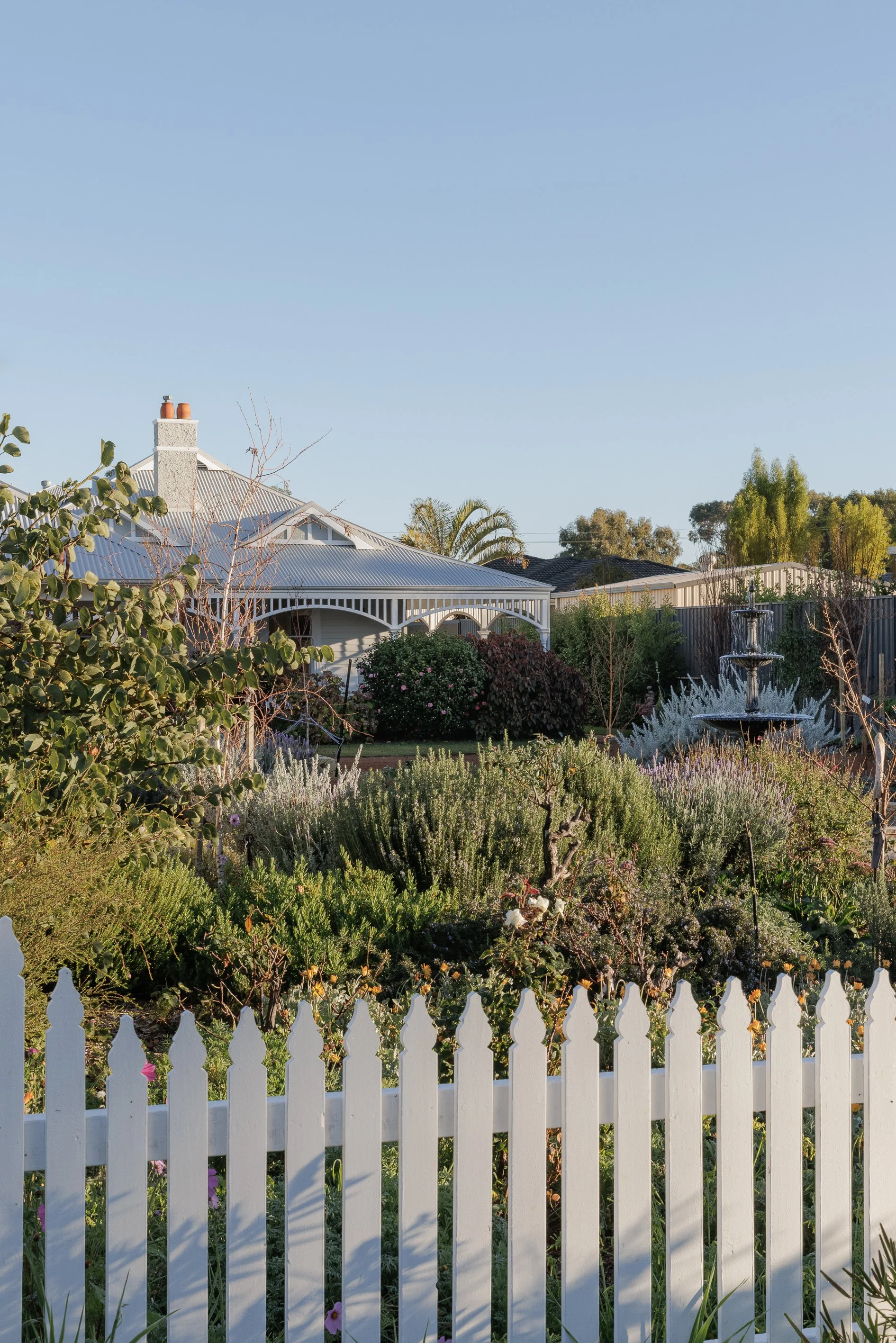 Brit Gradisen - Bassendean v3 SELECTS (print)--4.jpg