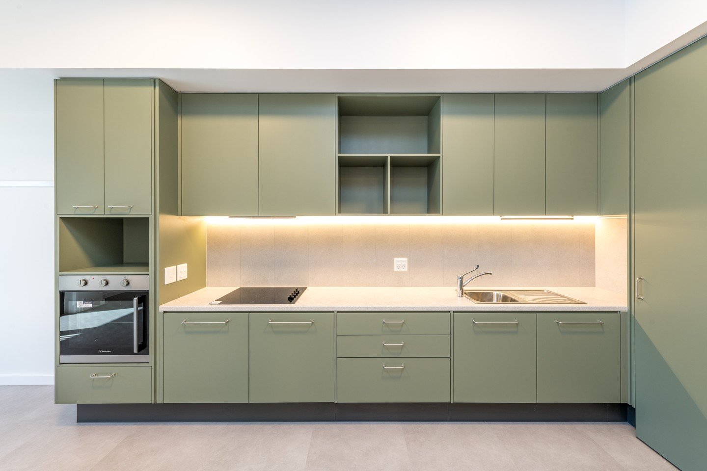 JOINERY l Our team delivered a complete joinery package for a 92-apartment, social and affordable housing project in Chermside for @bhc_communities, with funding support from the Queensland Government

From kitchens, bedroom robes, vanities and shavi