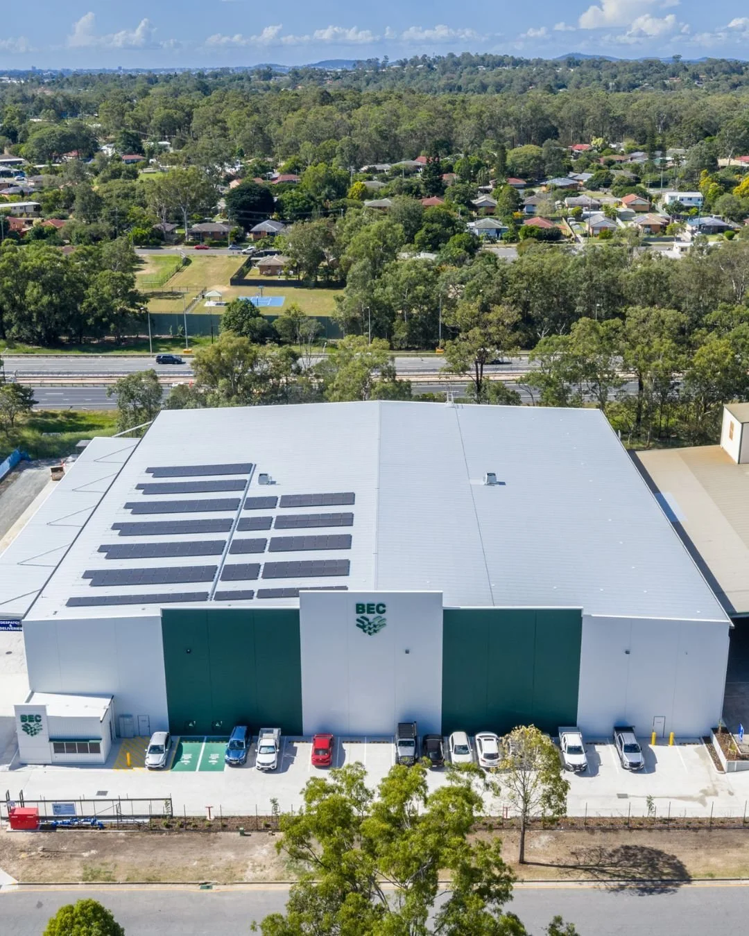 STEEL | We&rsquo;re proud to have supplied and installed 135 tonnes of structural steel for @becfeedsolutions final expansion at their Carole Park facility.

The 7,438 sqm development, including a 4,011 sqm warehouse and office designed by @verve_bui