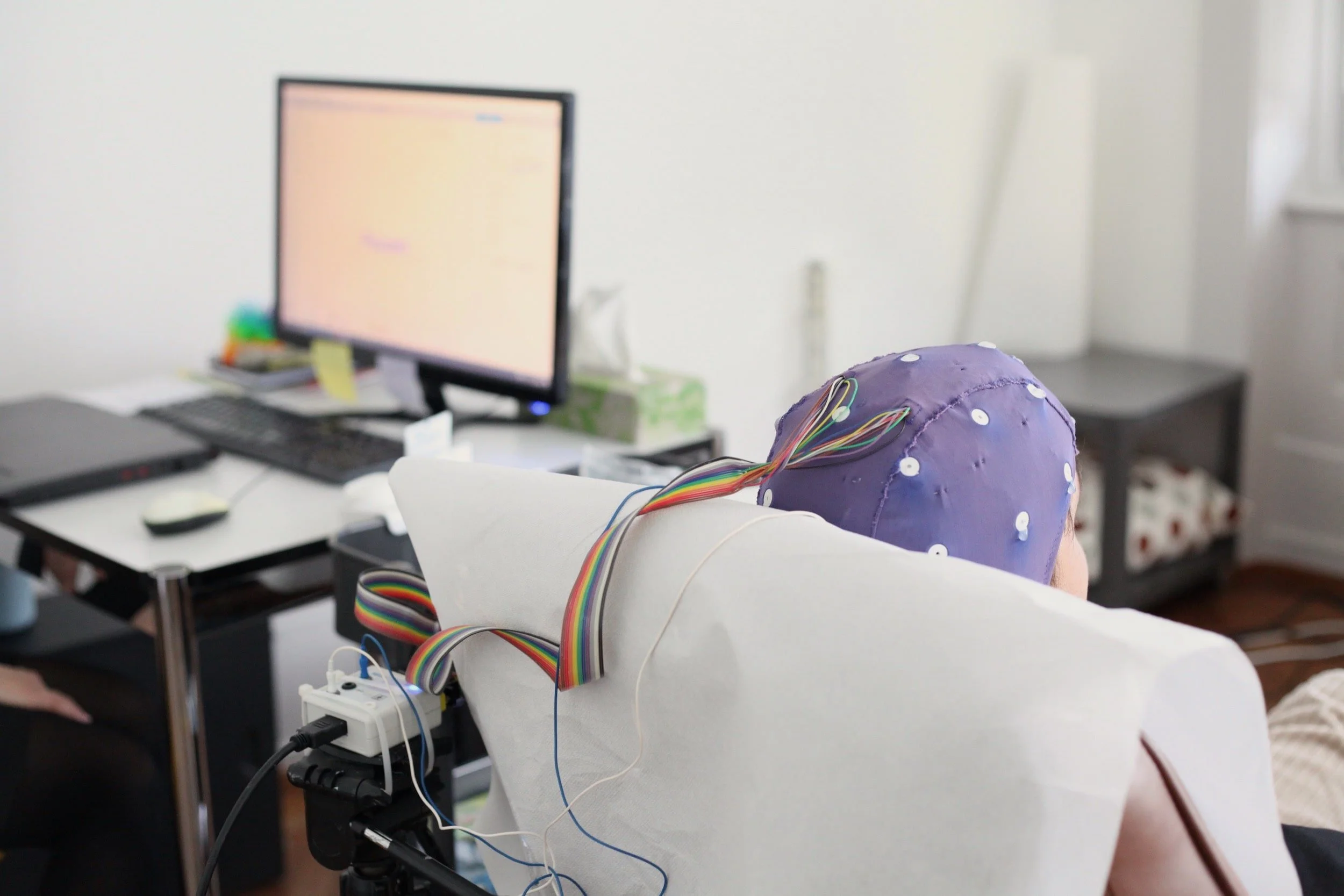Person in EEG-Untersuchung