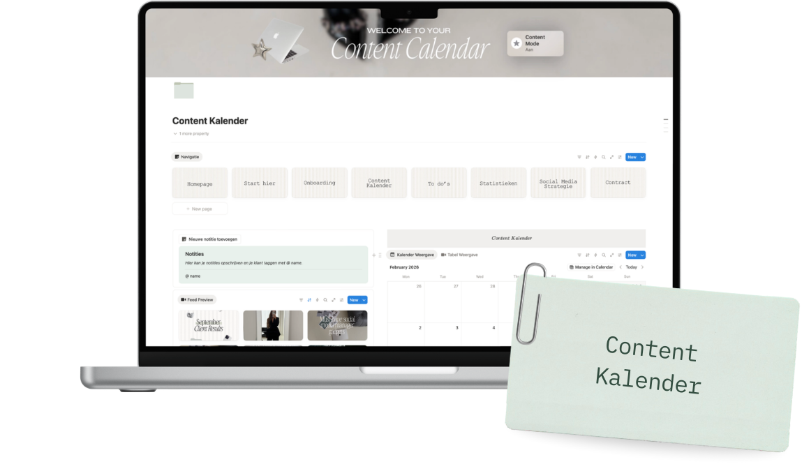 De content kalender met maandweergave en feedback per post, op een laptop