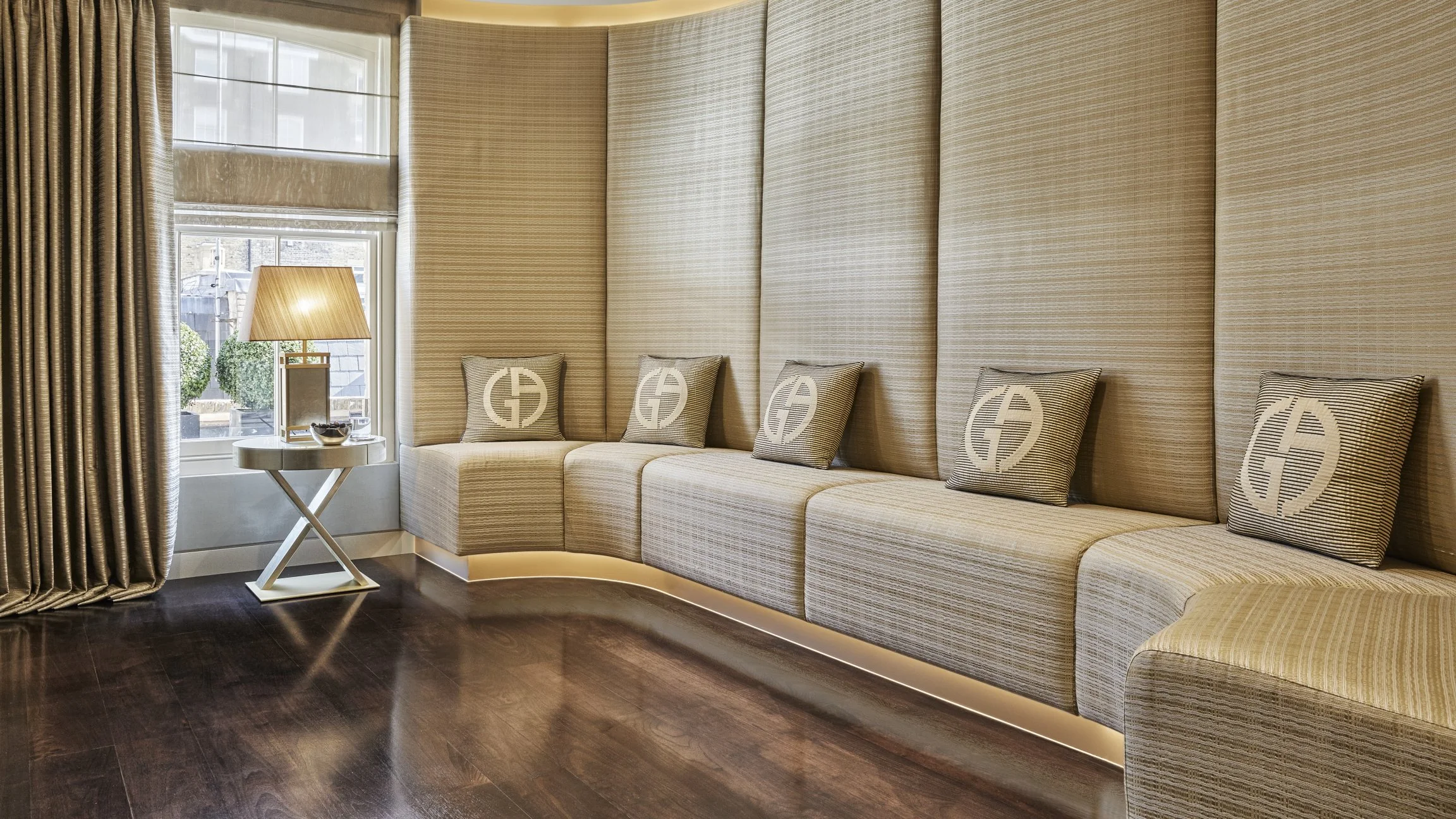 Armani_Casa_Interior_Design_Service_London_South_Knightsbridge_07.jpg