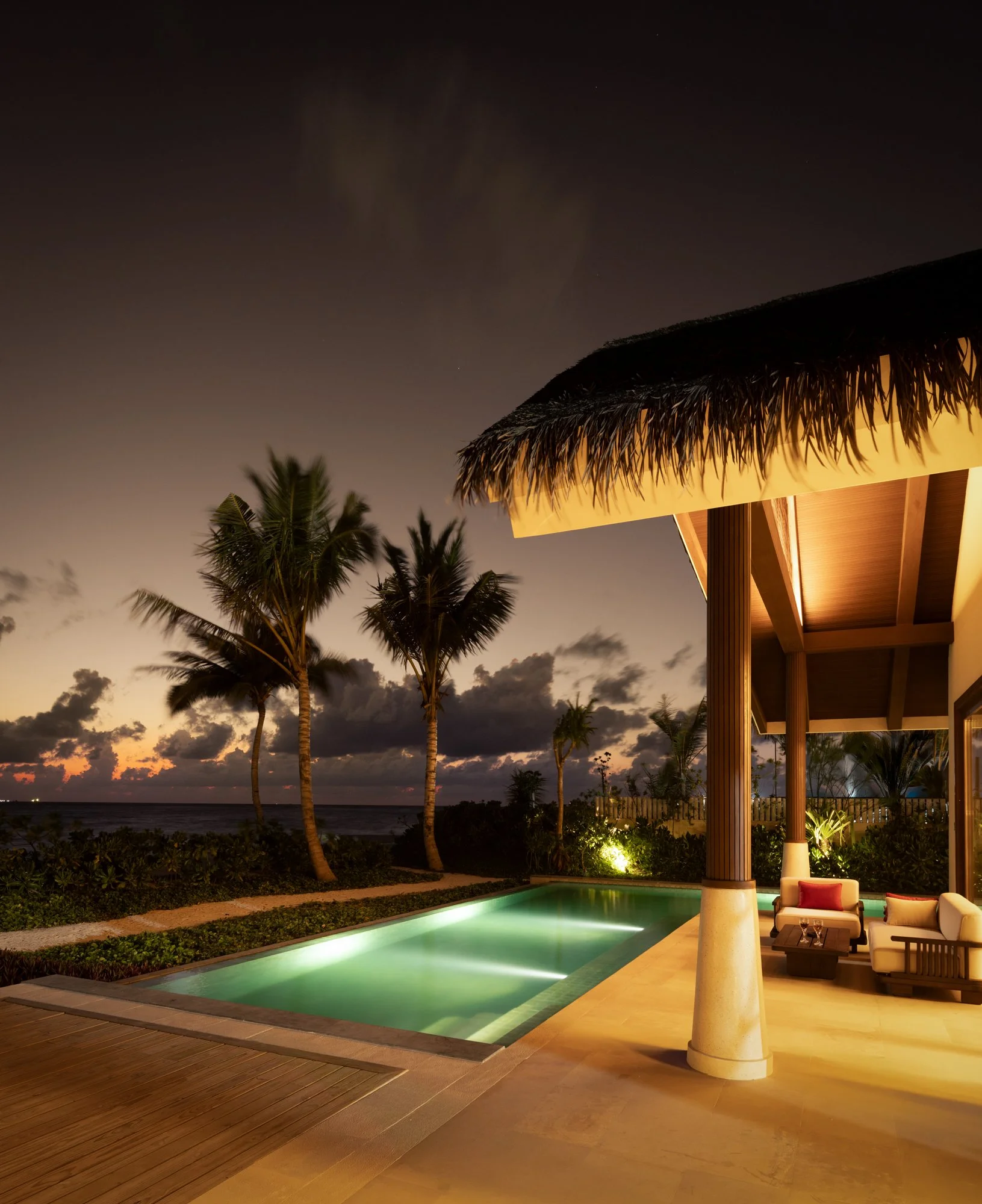 DON MAAGA MALDIVES_Terra_Exterior_Night 01.jpg