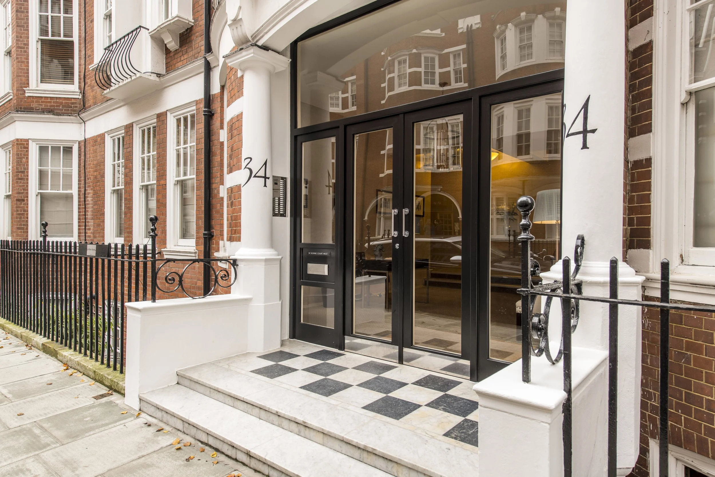 Sloane Court West