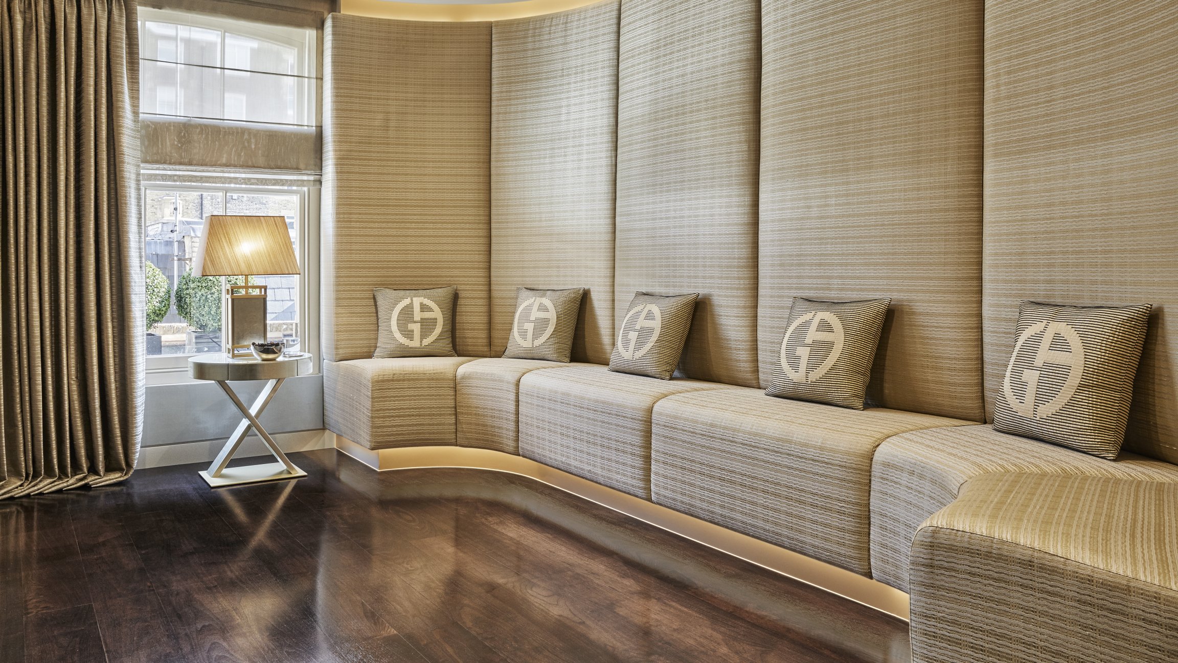 Armani_Casa_Interior_Design_Service_London_South_Knightsbridge_07.jpg