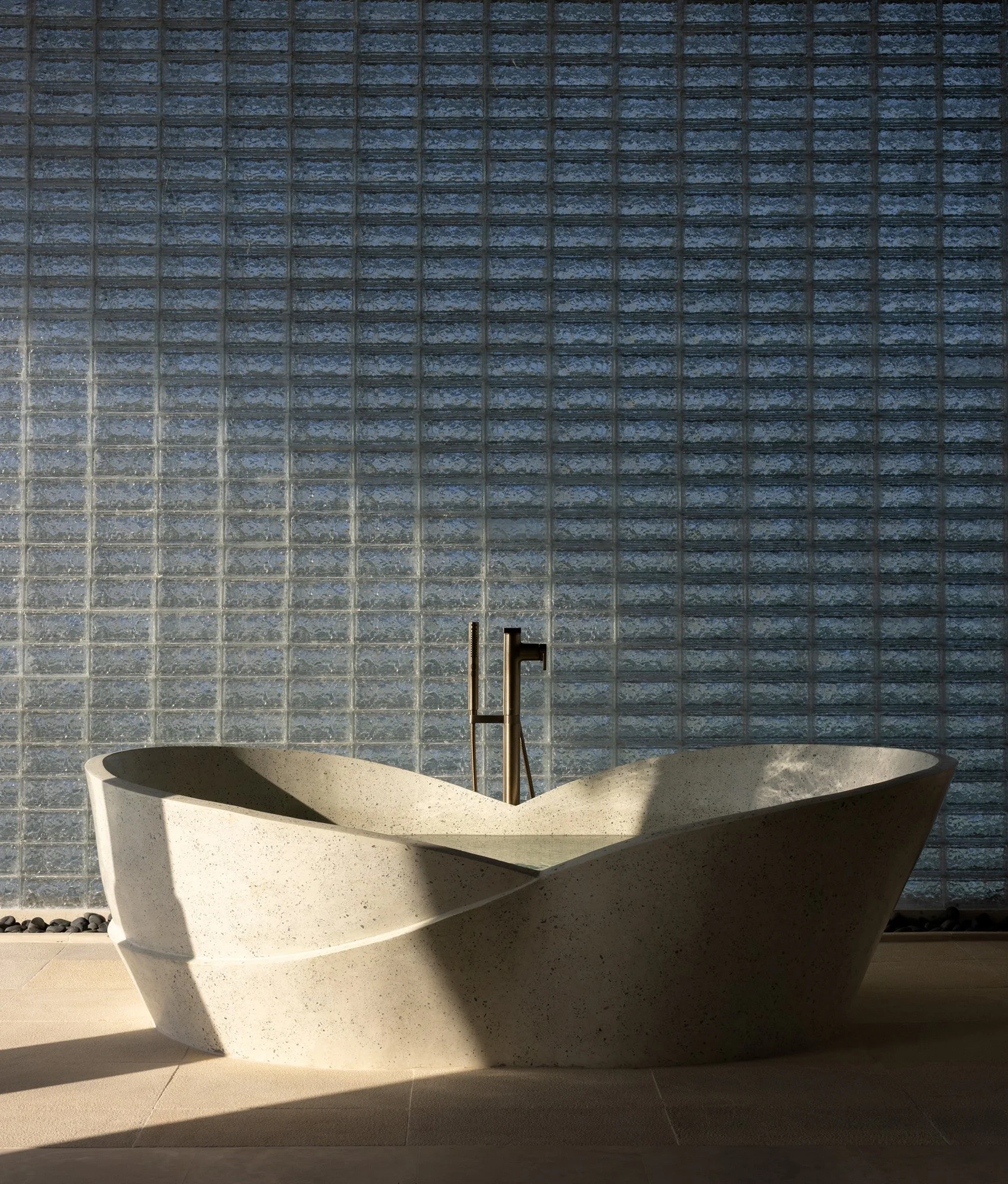 DON MAAGA MALDIVES_Aethr_Bathtub_Detail.jpg