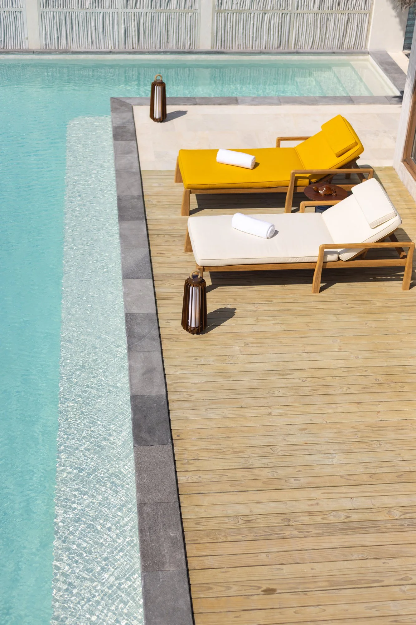 DON MAAGA MALDIVES_Aethr_Sunbeds_Detail.jpg