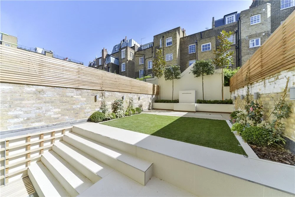 16 Halsey Street 3.jpg