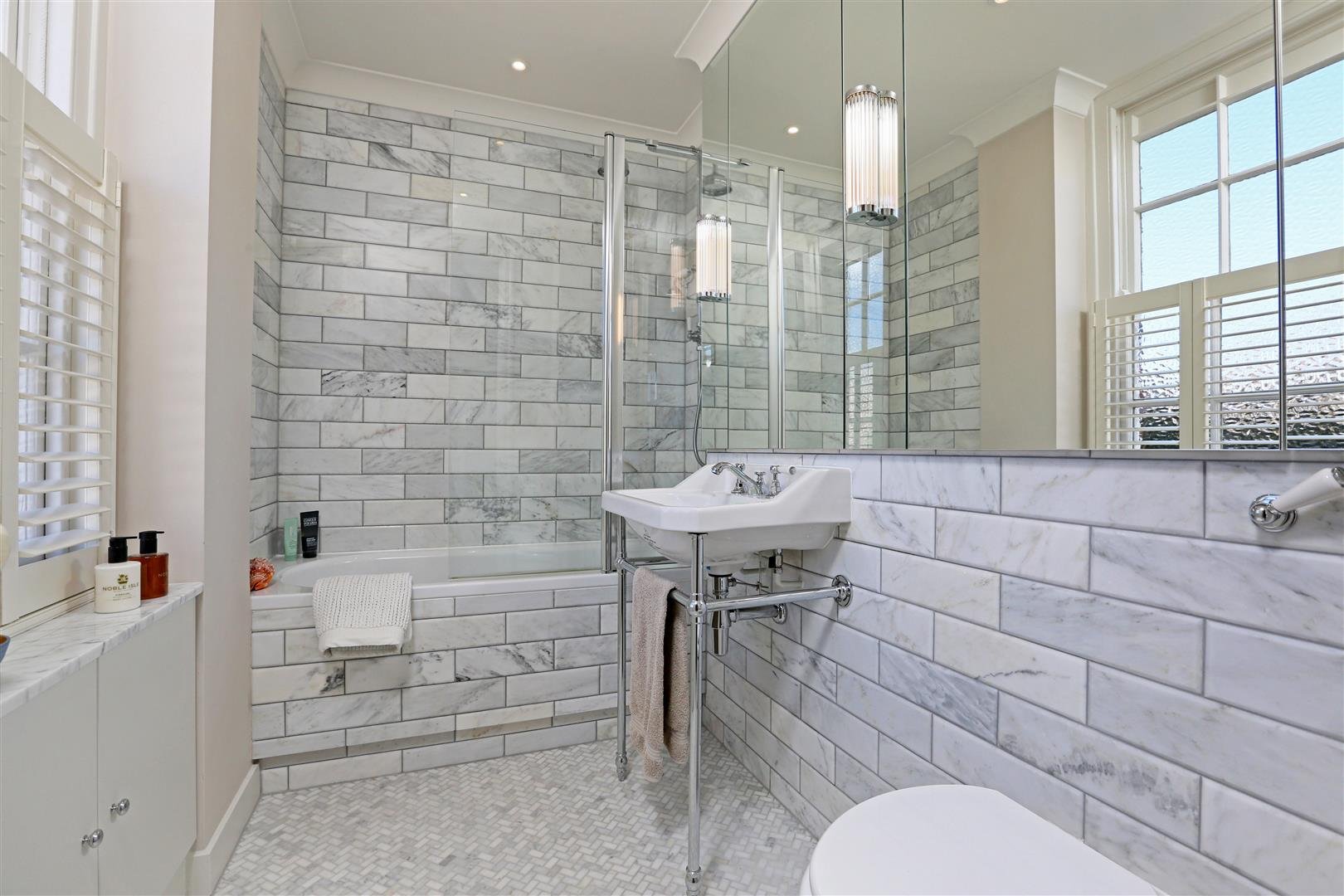 Matlock Court Flat 25 161534 (9) (Large).jpg