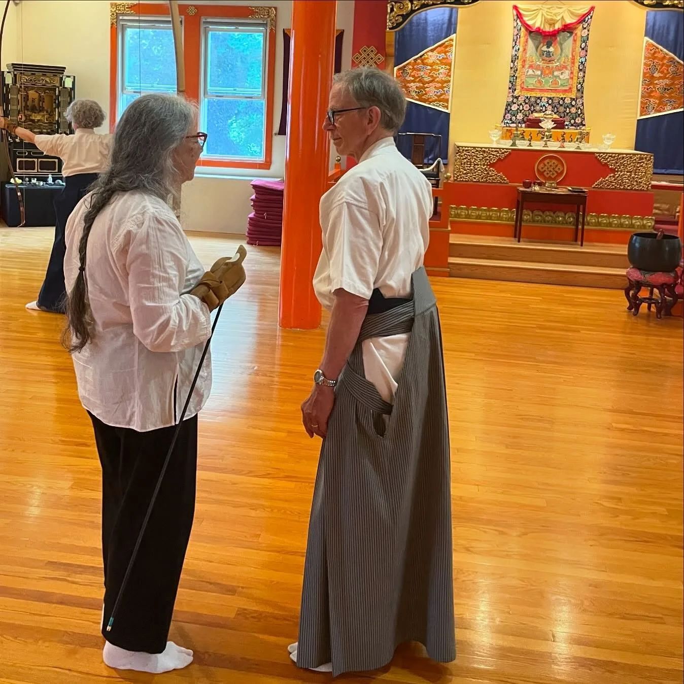 Sundays at the dojo in the main shrine room @shambhalahalifax practicing ‘standing meditation’
Here, Sam is talking to Kyudoka Eve Rosenthal.
Shibata Sensei XXI will be teaching at Dorje Denma Ling next month. This is the 11th hour to ho