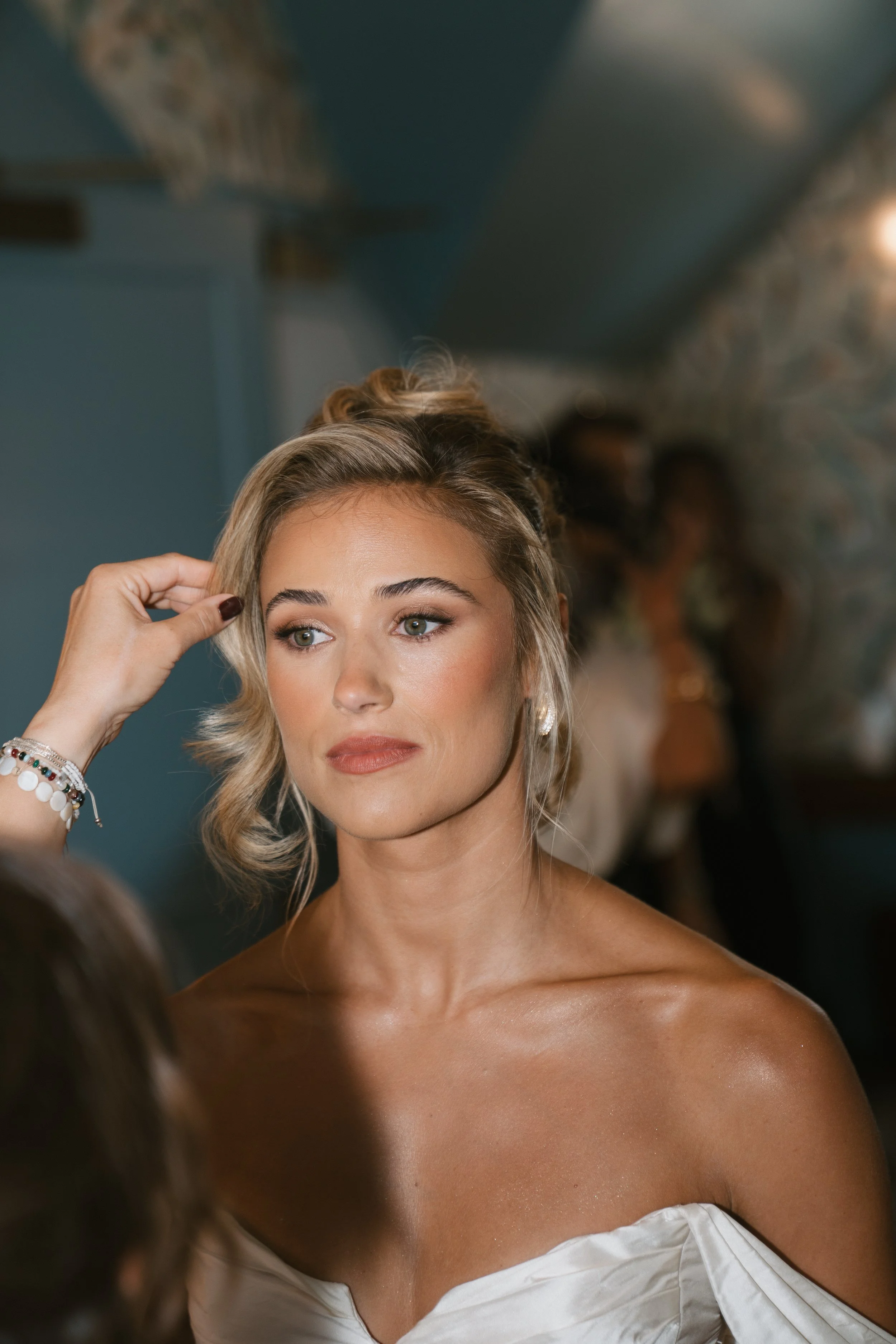 modern bridal makeup