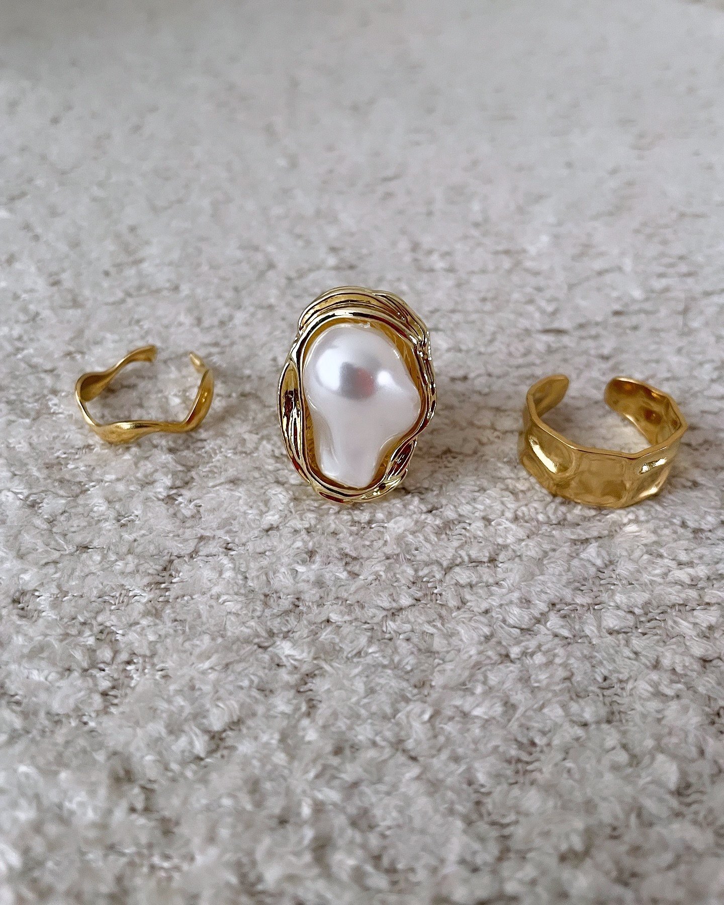 The Lusanda and Hlezi ring sets are just Pearl perfection 😍 love the variety each set gives, stacked together or worn with other styles. It gives you the flexibility to choose and make each piece of the set your own. Who doesn&rsquo;t like a bit of 
