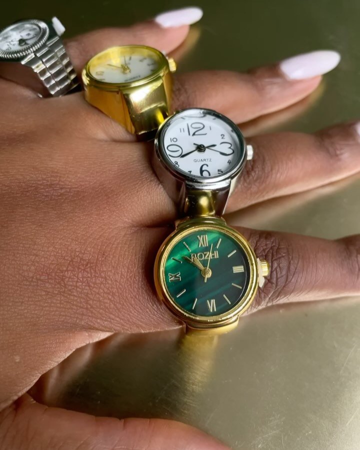 The babes deserve all the 🕰️ 😉🫰🏾

#ring #ringwatch #southafrica #smallbusiness #jewellery #ootd #styleinspo #fashioninspo #trending #explorepage✨