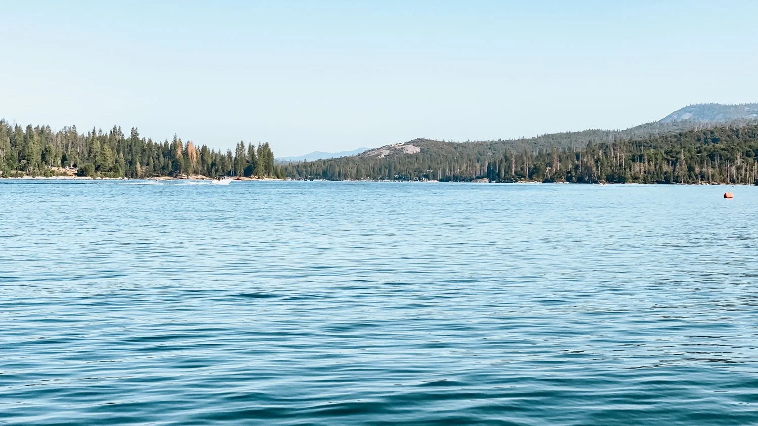 peaceful morning on Bass Lake, California