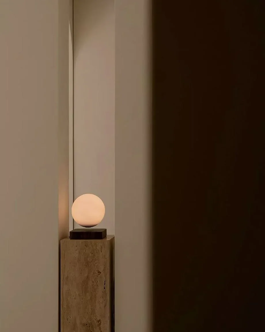 A quiet statement. Soft glow. Timeless form.

#inspiration #rarestudio #rare #areyourare #lightingdesign #architecturallighting #interiorlighting #lightingtechnology #interiordesign #architecturaldesign #designtrends #creativedesign #sustainabledesig