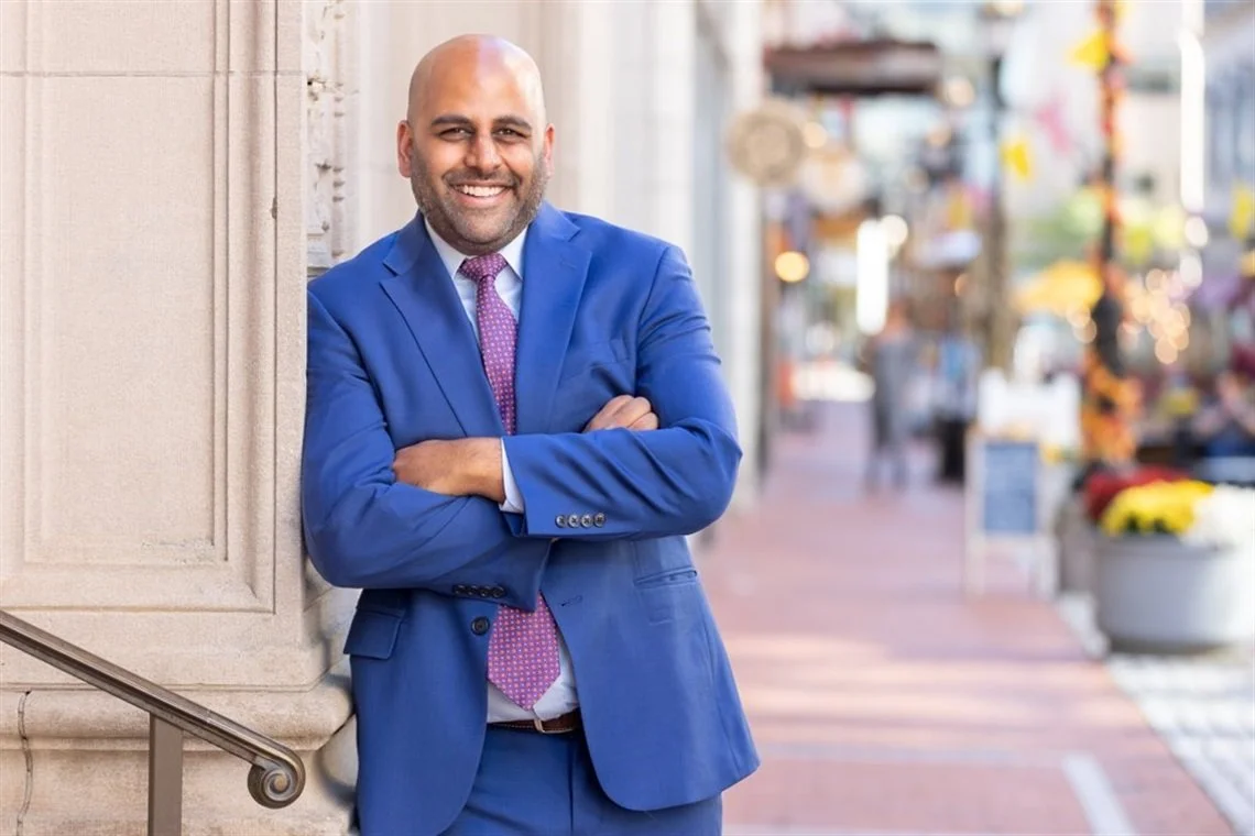 Hartford’s Mayor to Speak at Aurora’s 100 Men Breakfast