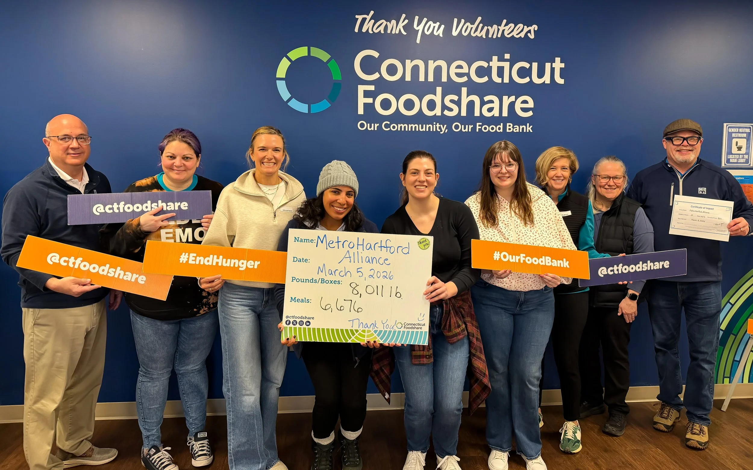 MetroHartford Alliance Employees Volunteer at CT Foodshare, Packing Over 8,000 Pounds of Food&nbsp;