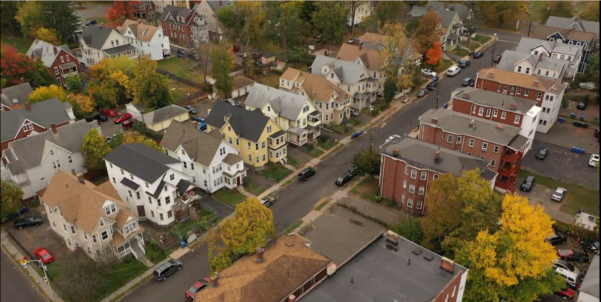 Housing Development Fund Awarded $500,000 Greater Hartford Gives Grant for Downpayment Assistance to First-Time Homebuyers